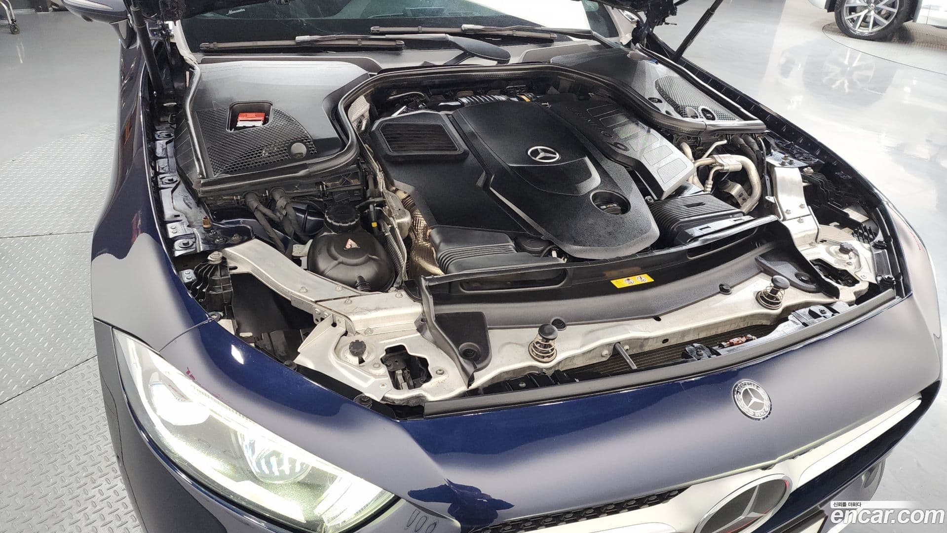 Main__Slider__Photo:CLS-Class Mercedes-Benz 2018.11-5