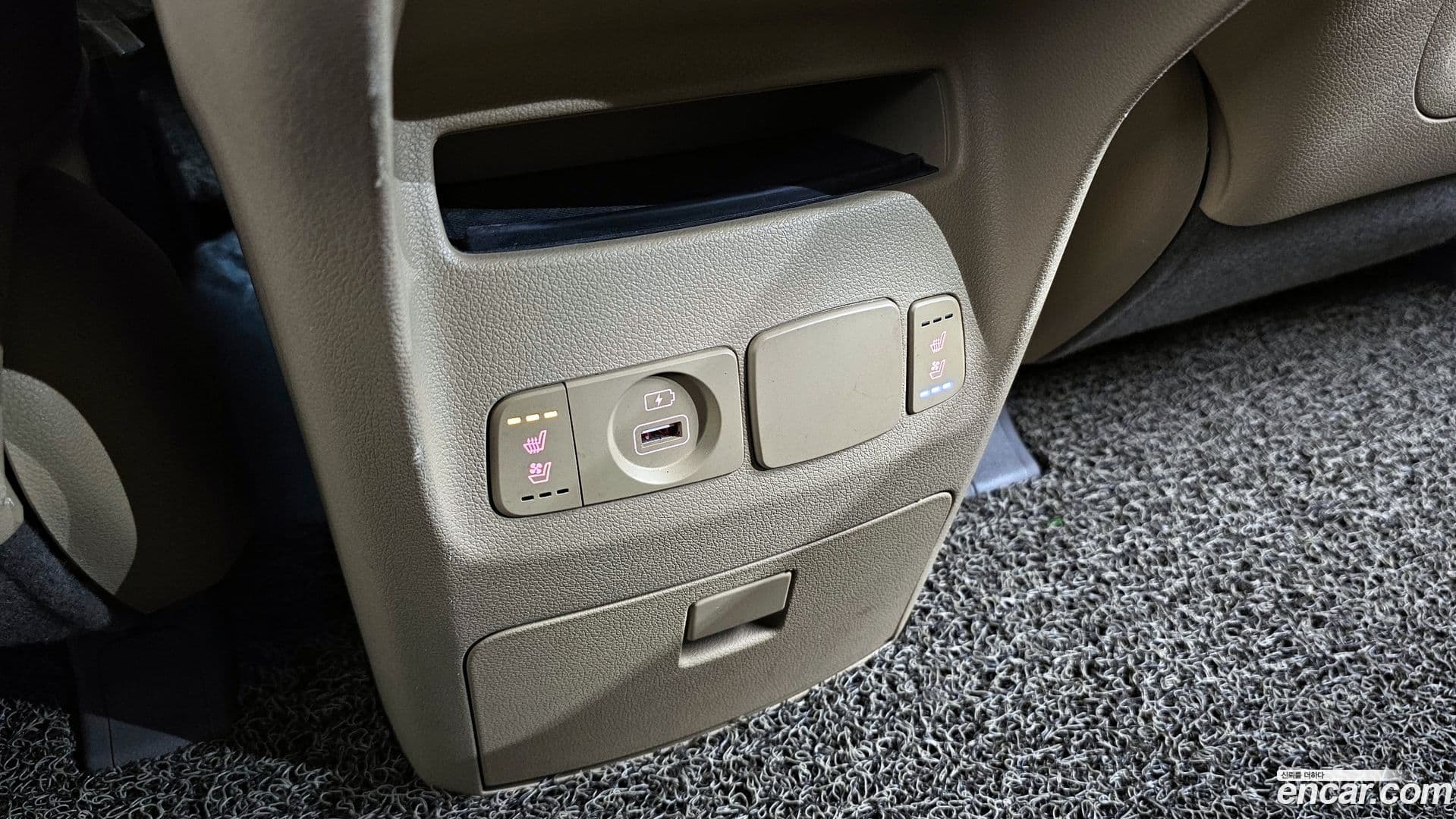 Main__Slider__Photo:Canival Kia 2020.5-18