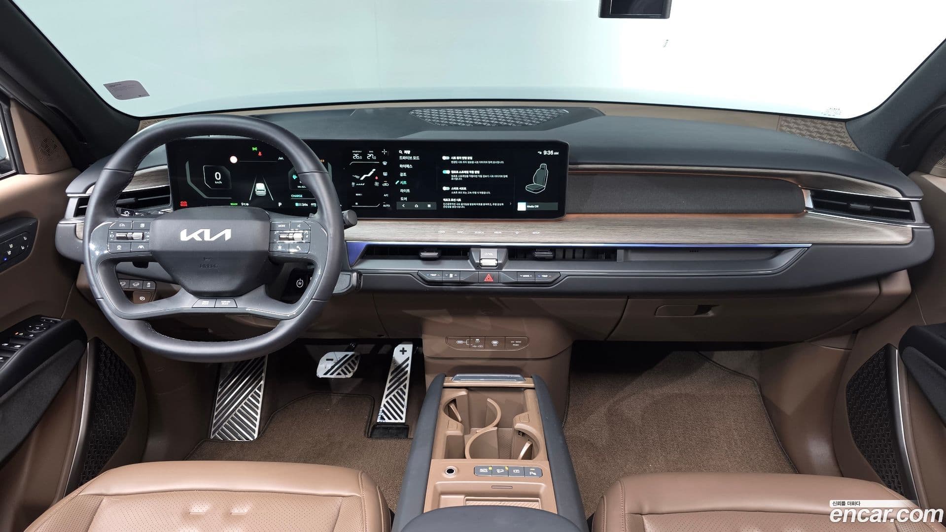 Main__Slider__Photo:EV9 Kia 2023.5-6