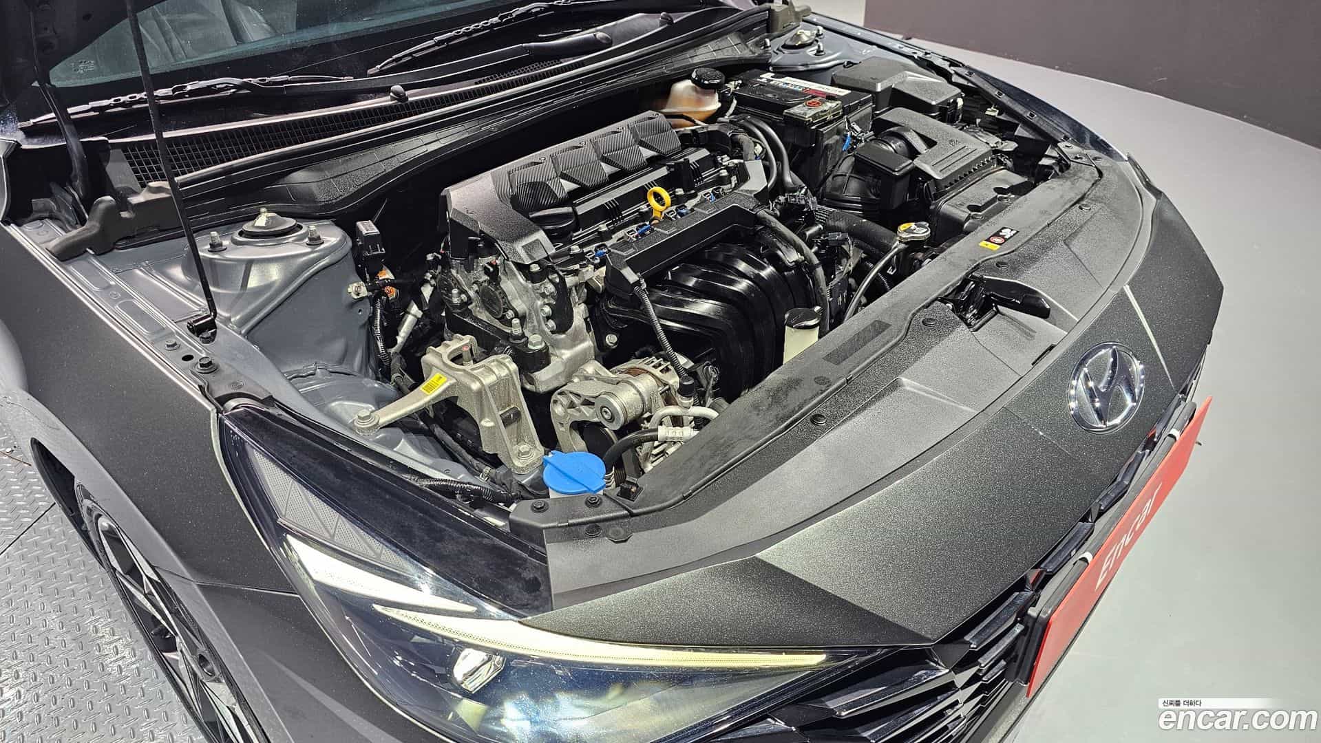 AVANTE Hyundai 2021.1-INNER-006