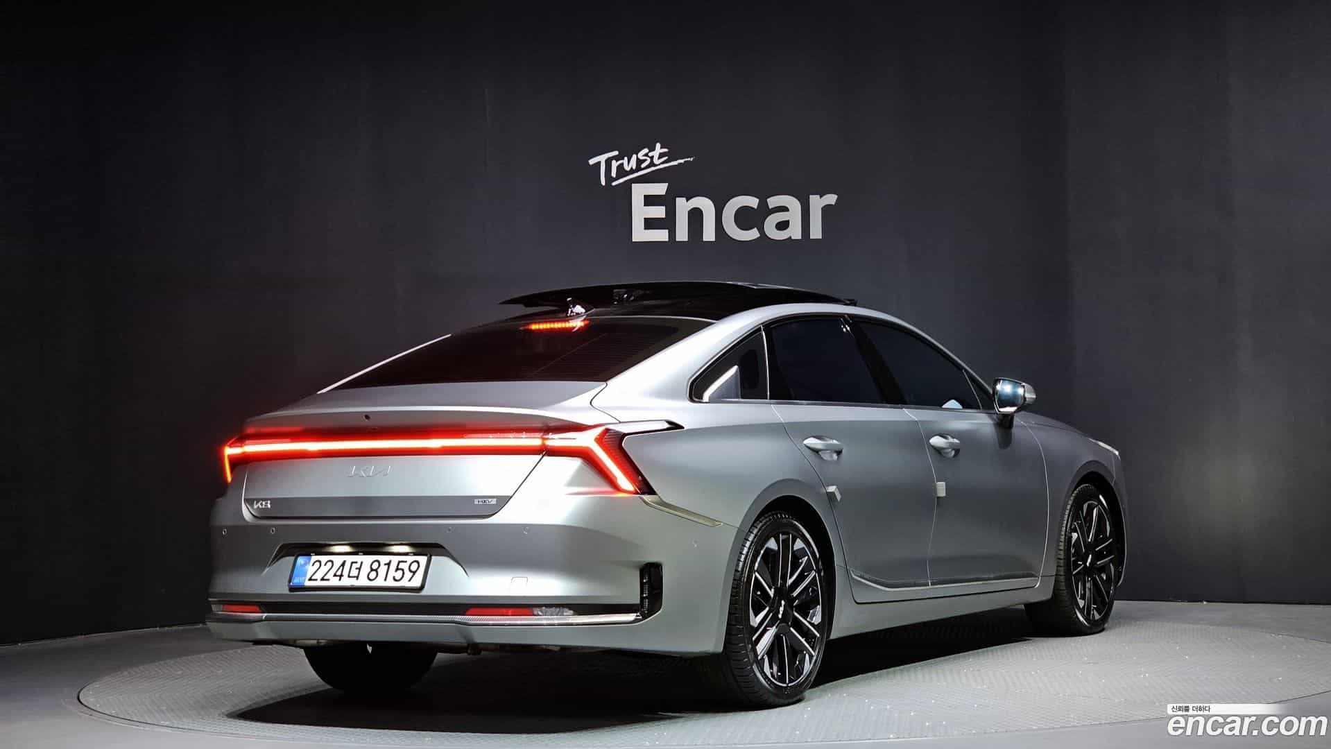 K8 Kia 2025.2-OUTER-002