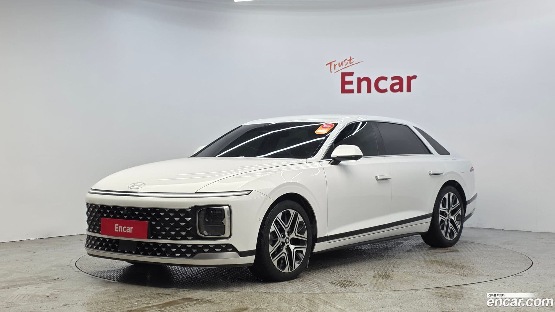 Main__Slider__Photo:Grandeur Hyundai 2023.0-0