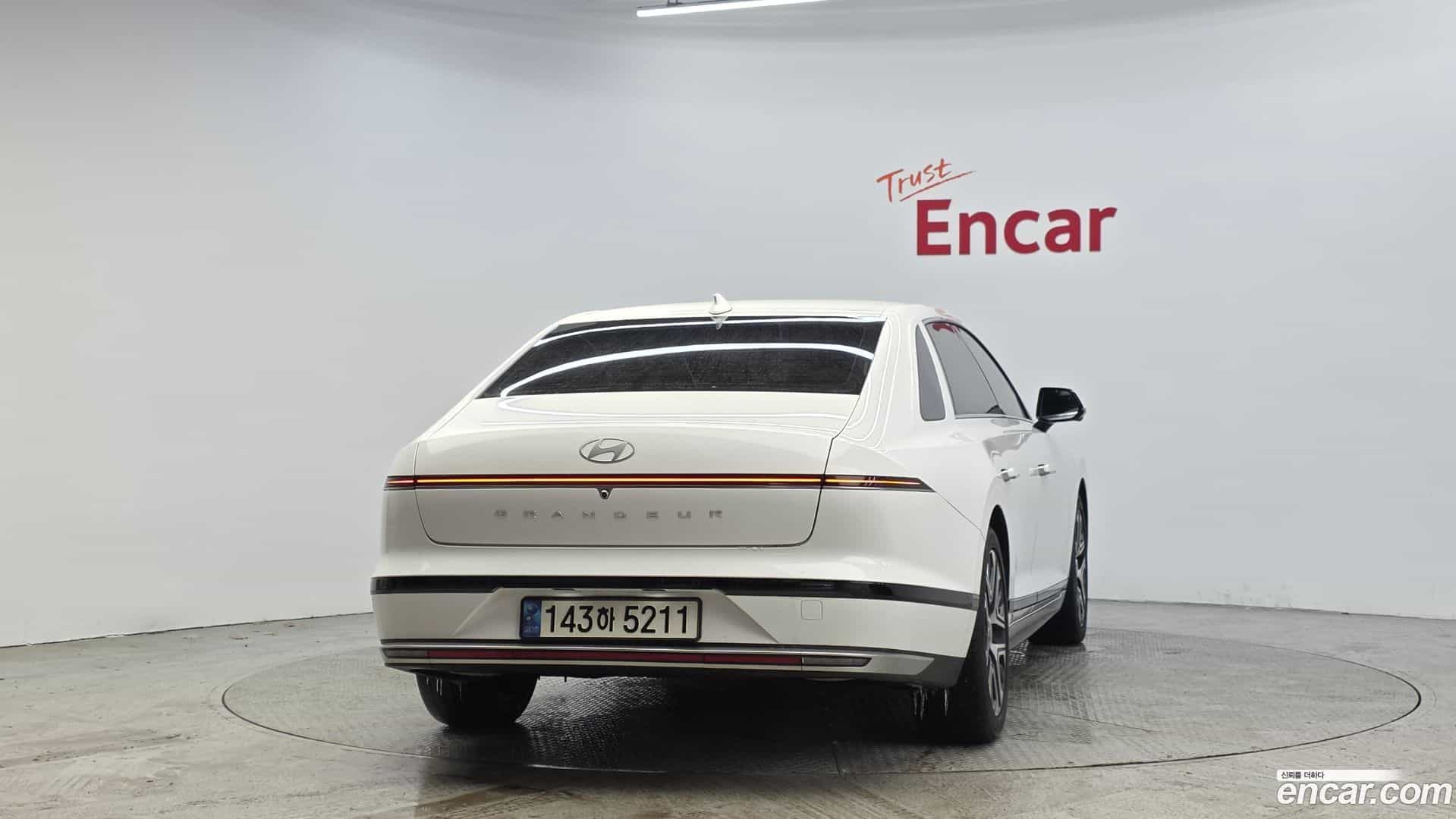 Grandeur Hyundai 2023.0-OUTER-004