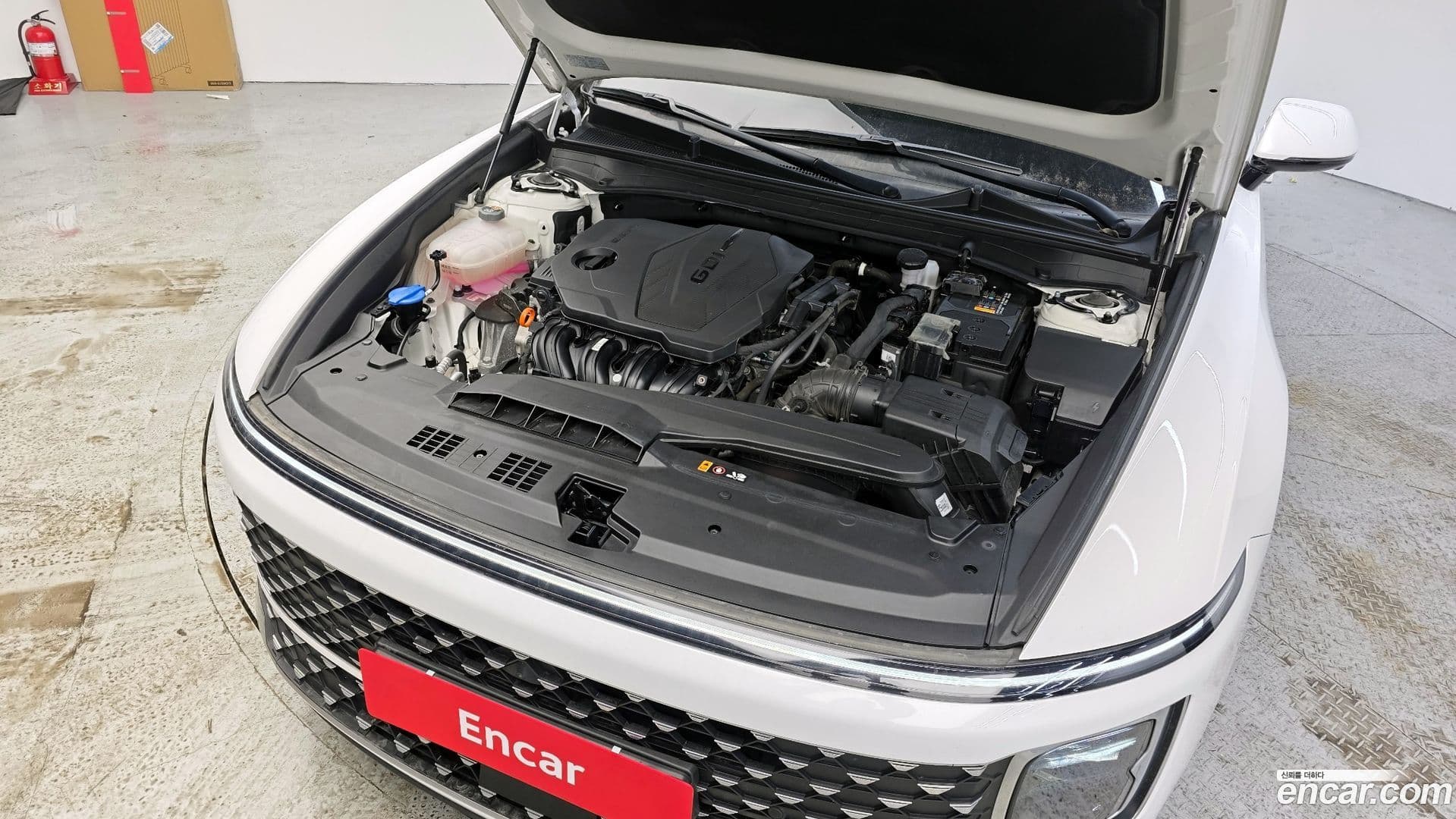 Main__Slider__Photo:Grandeur Hyundai 2023.0-5