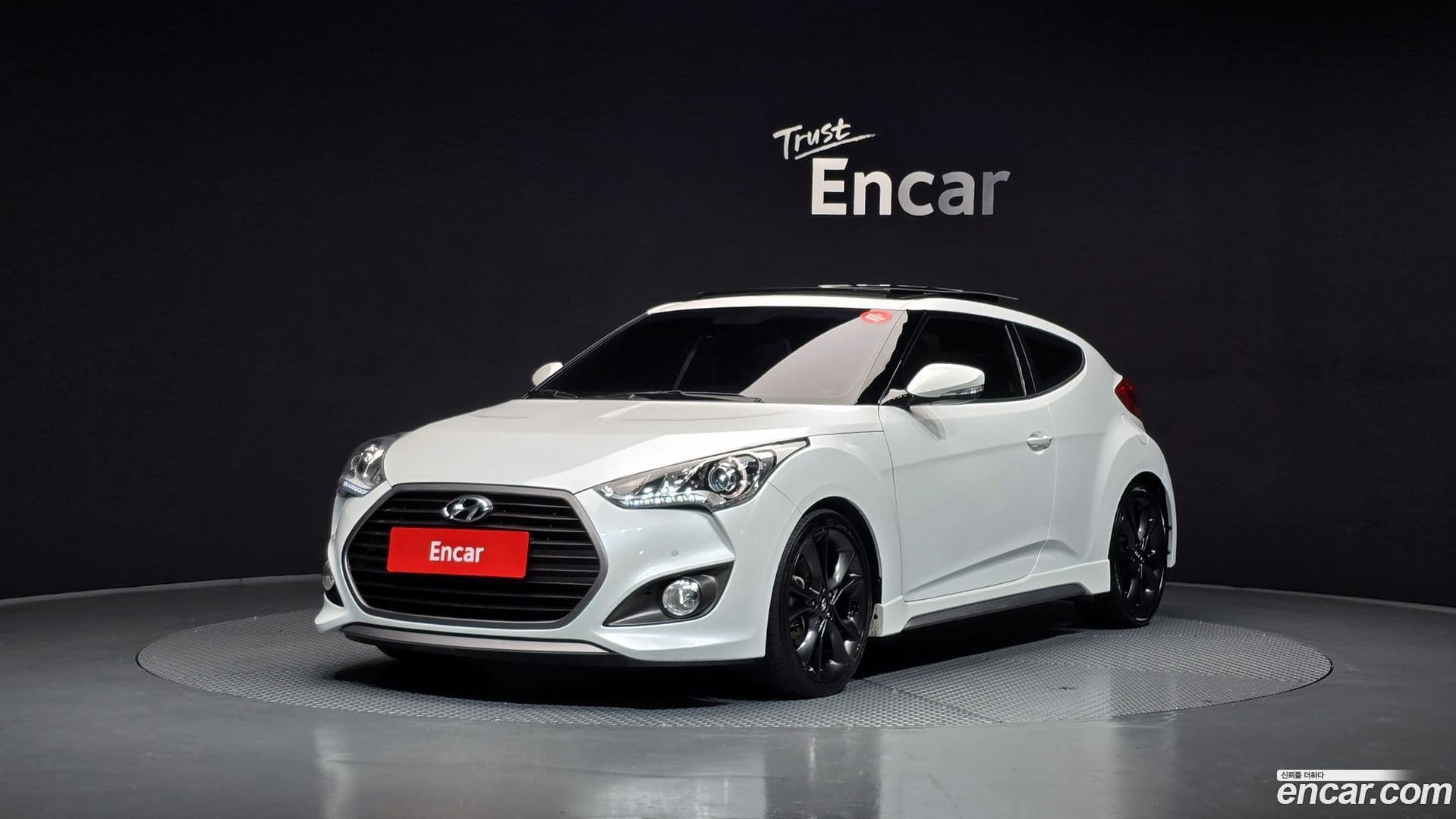 Main__Slider__Photo:Veloster Hyundai 2016.0-0