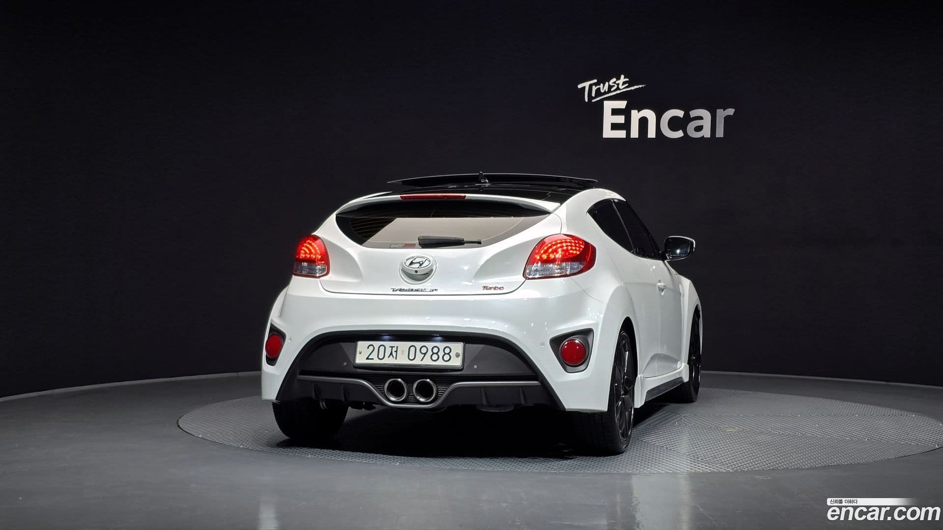 Main__Slider__Photo:Veloster Hyundai 2016.0-3