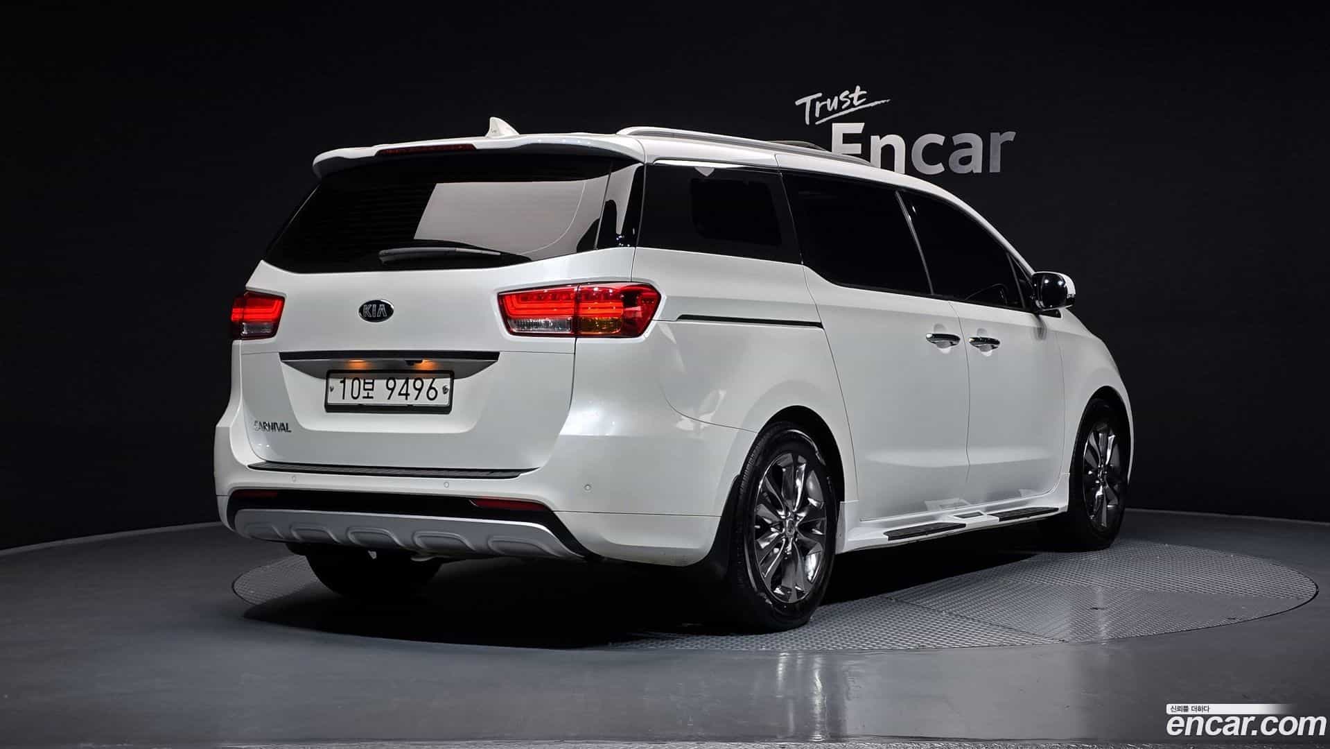 Canival Kia 2018.1-OUTER-002