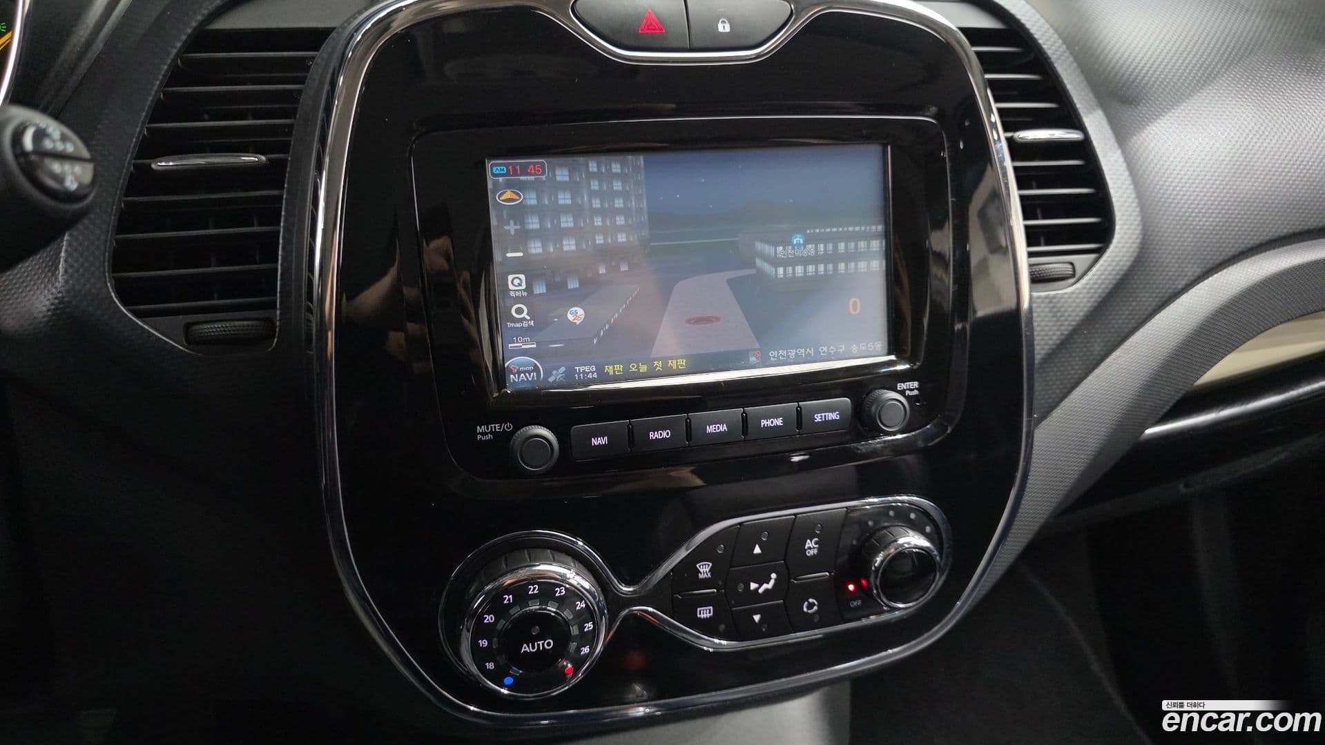 Main__Slider__Photo:QM3 Renault-KoreaSamsung 2015.6-14