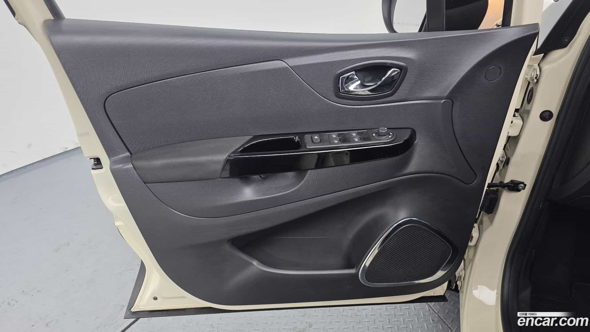 QM3 Renault-KoreaSamsung 2015.6-OPTION-021