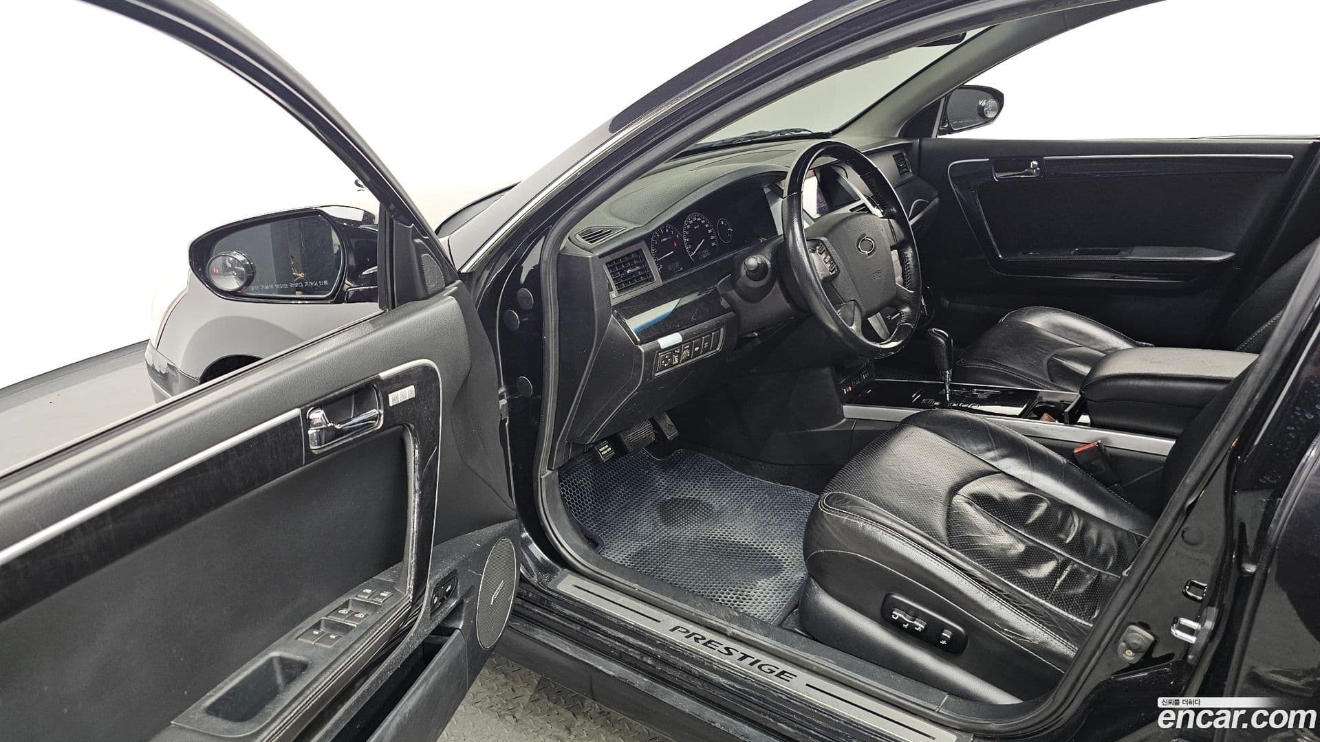 Main__Slider__Photo:SM7 Renault-KoreaSamsung 2009.8-9