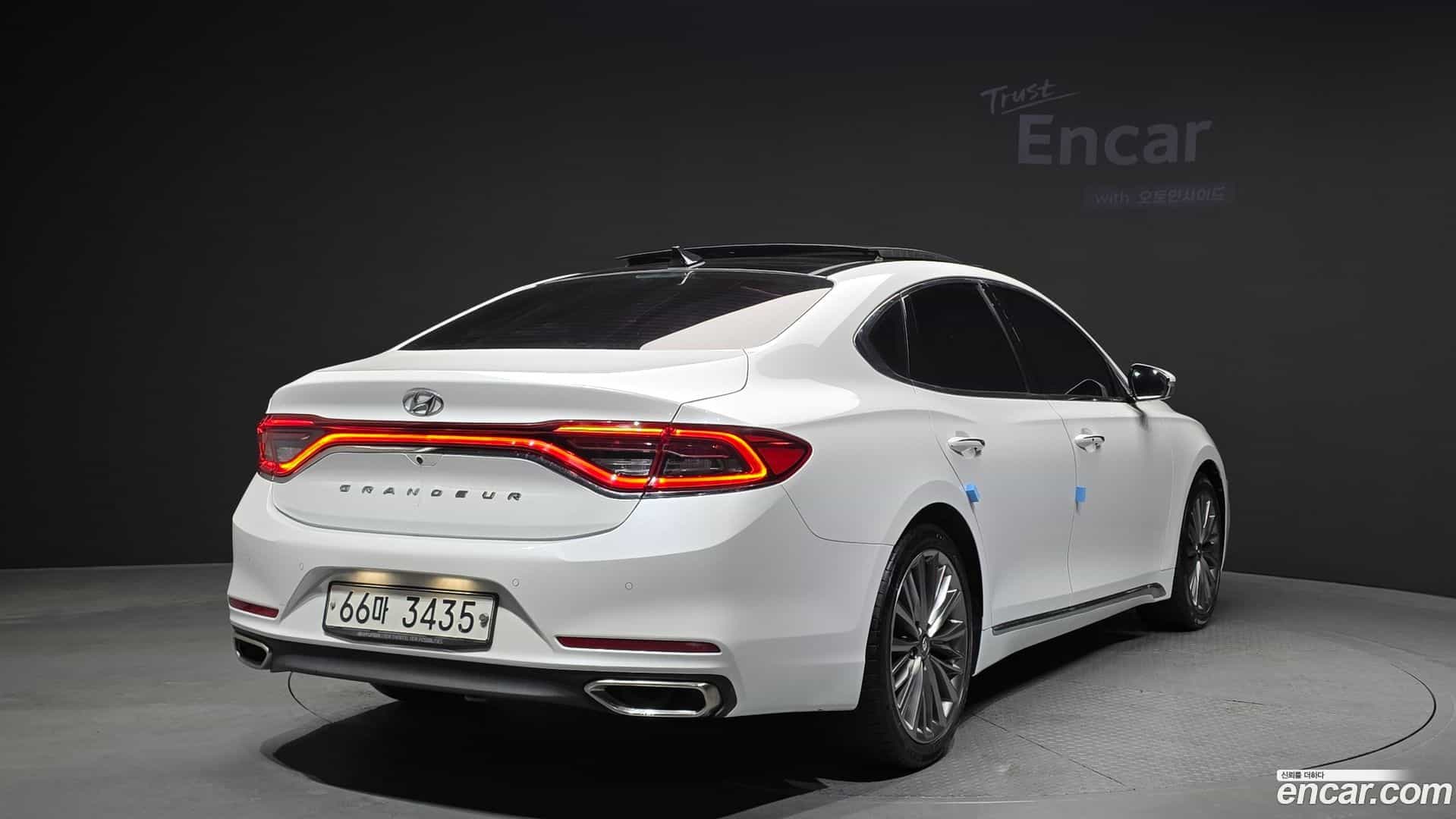 Grandeur Hyundai 2018.6-OUTER-002