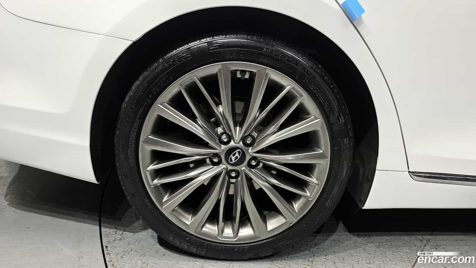 Grandeur Hyundai 2018.6-OUTER-005