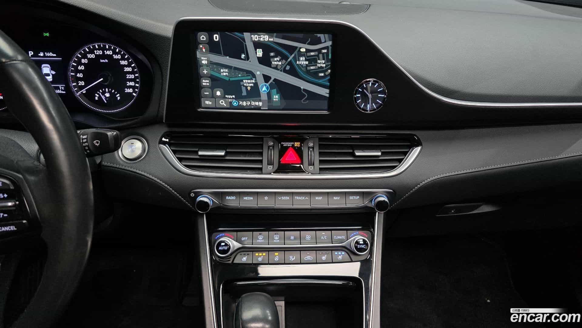 Grandeur Hyundai 2018.6-OPTION-019