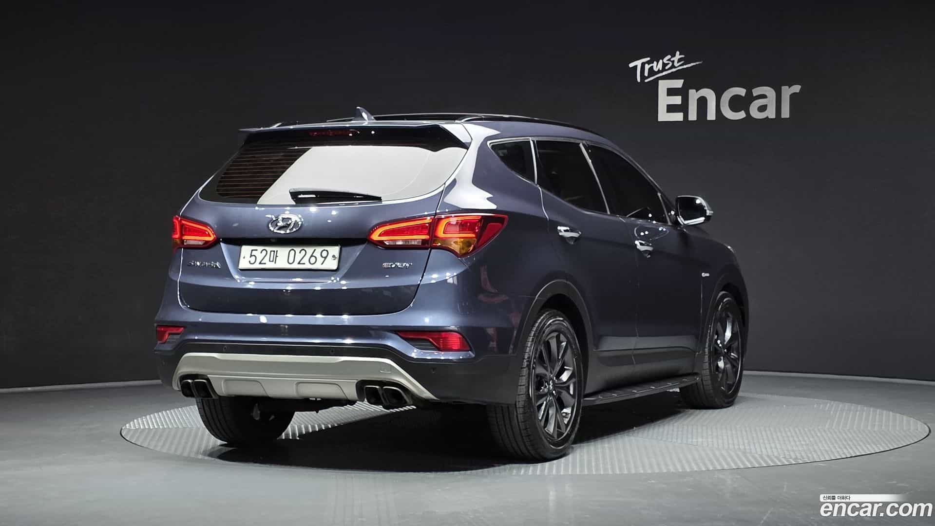 Santafe Hyundai 2016.7-OUTER-002