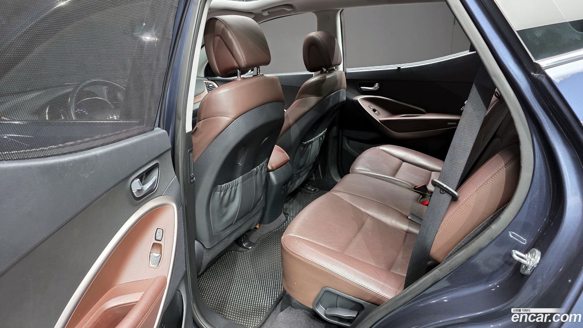 Main__Slider__Photo:Santafe Hyundai 2016.7-11