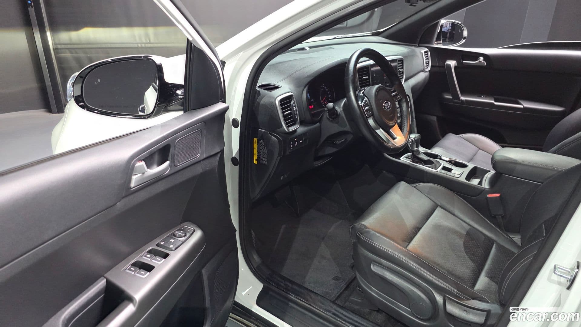 Main__Slider__Photo:Sportage Kia 2019.4-10