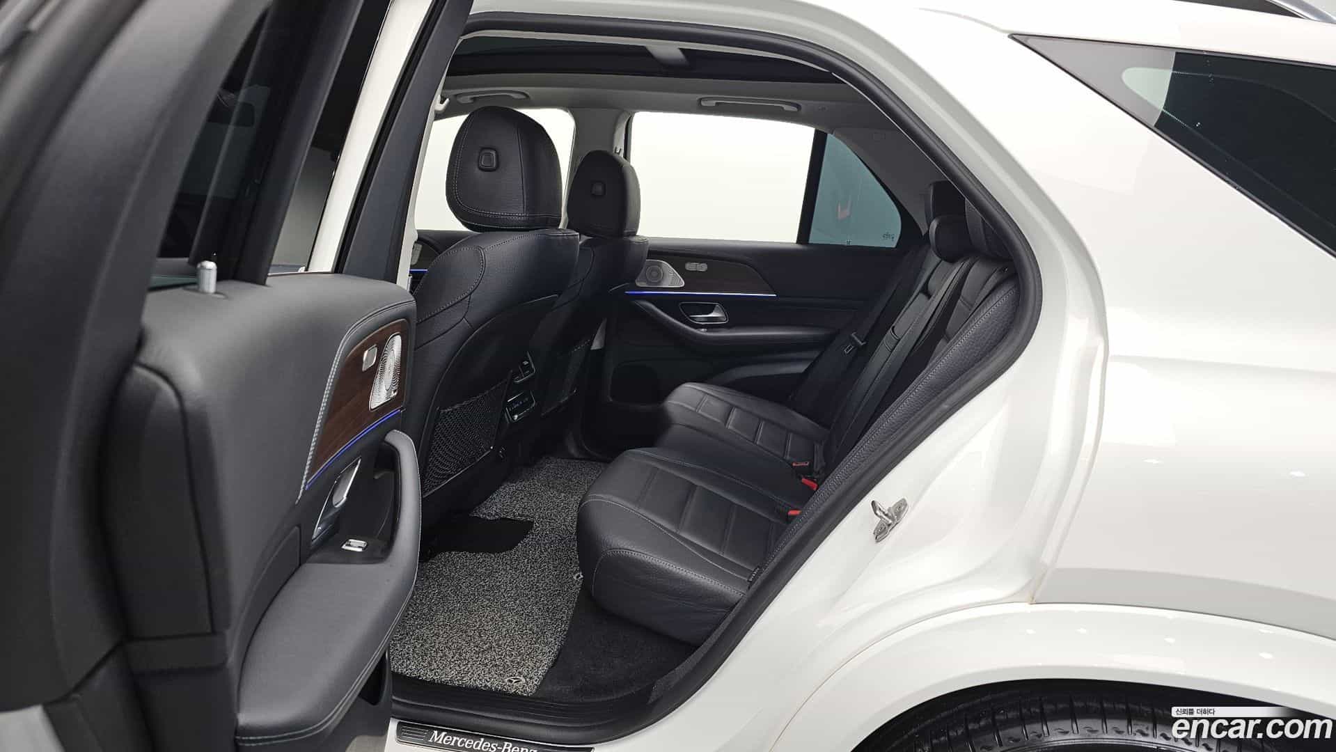 GLE-Class Mercedes-Benz 2021.3-OPTION-015