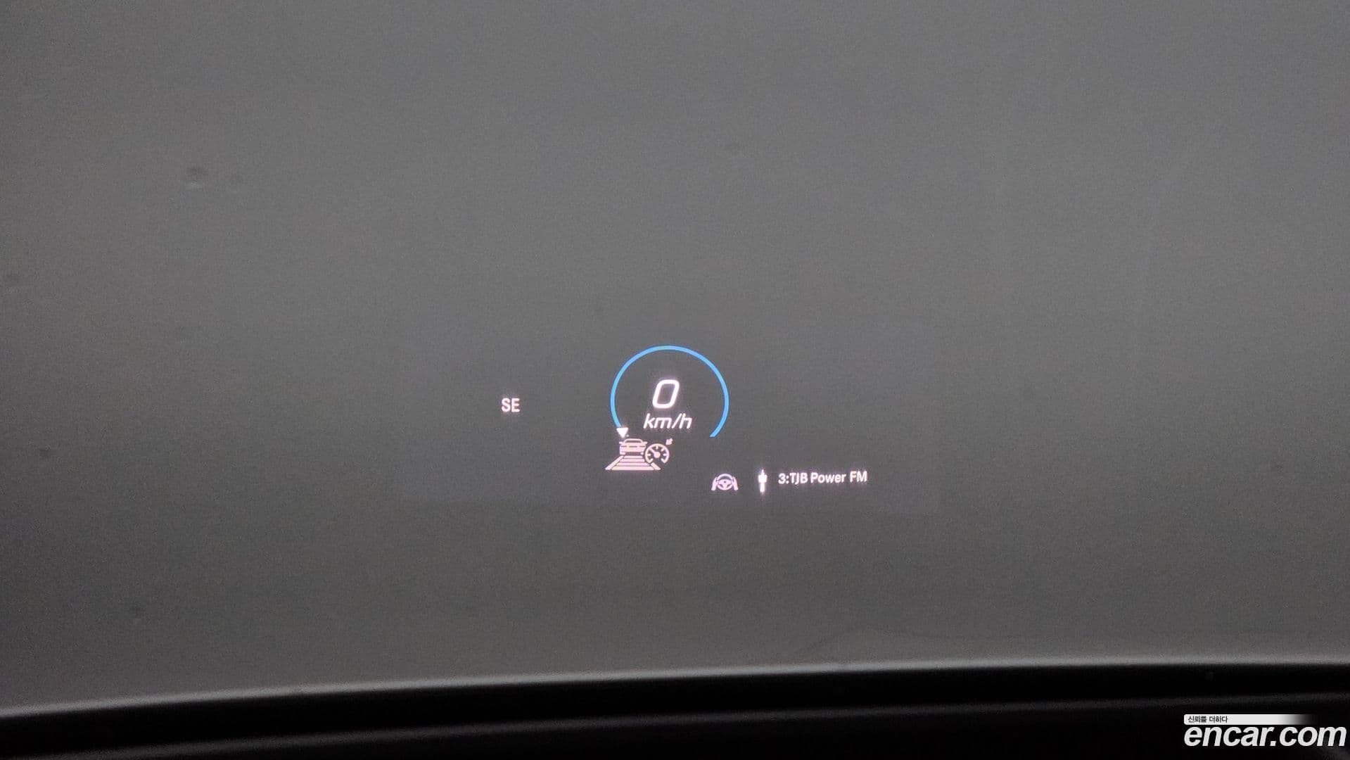 Main__Slider__Photo:GLE-Class Mercedes-Benz 2021.3-11