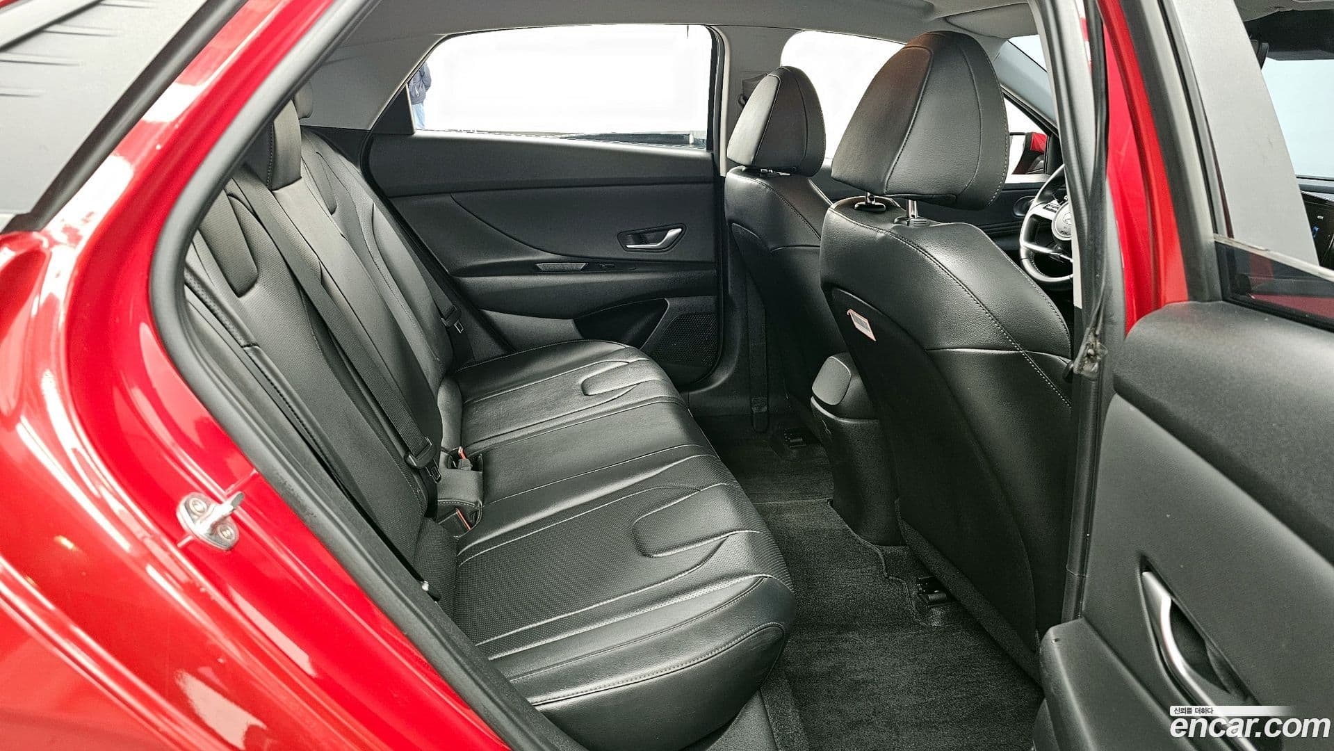 Main__Slider__Photo:AVANTE Hyundai 2021.6-11