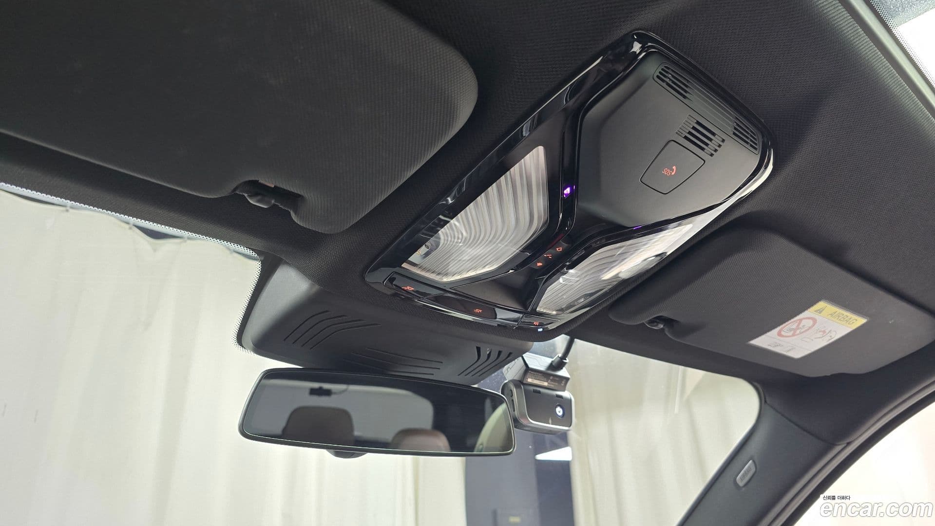 Main__Slider__Photo:X3 BMW 2022.3-16