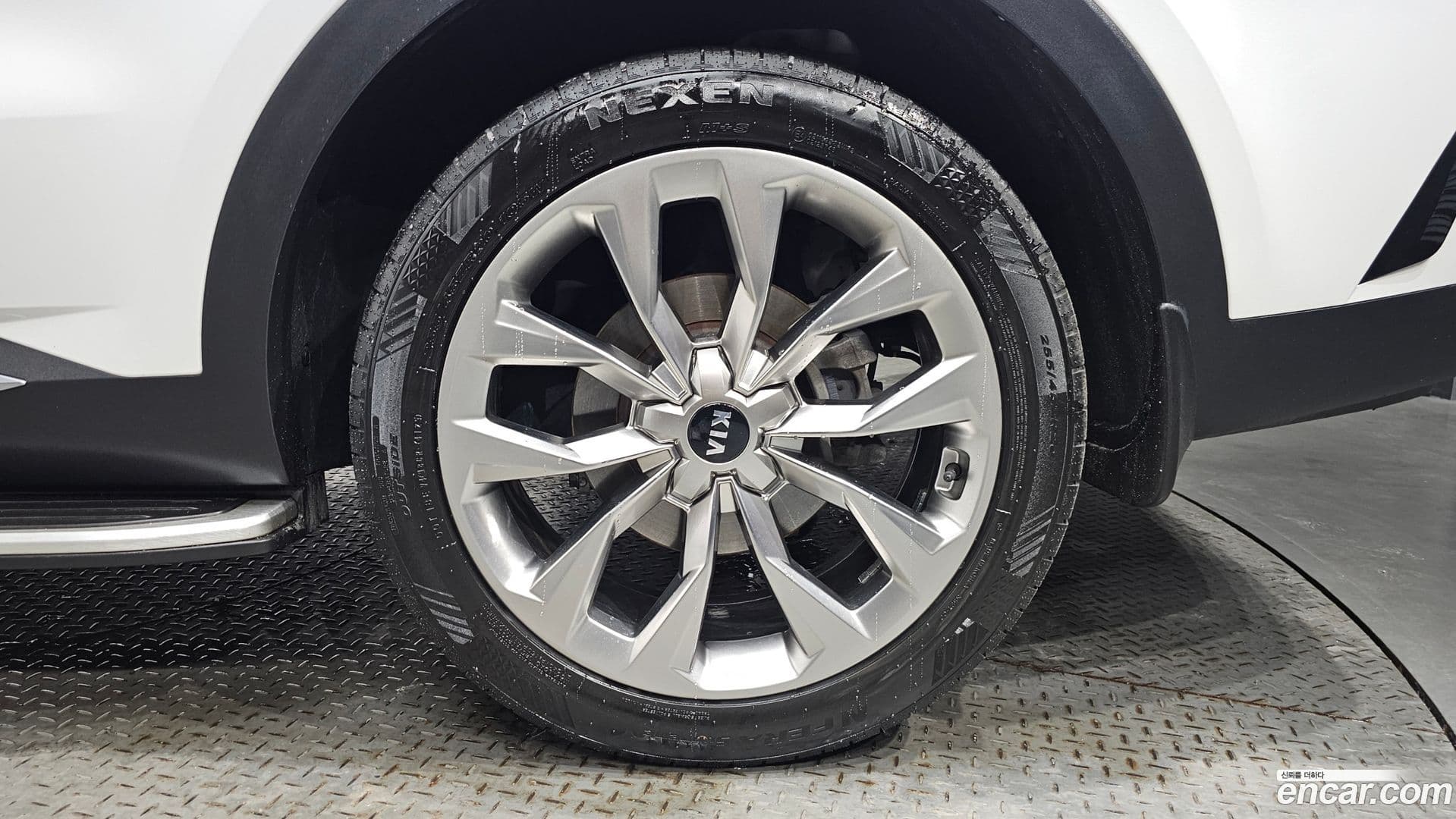 Main__Slider__Photo:Sorento Kia 2020.10-4