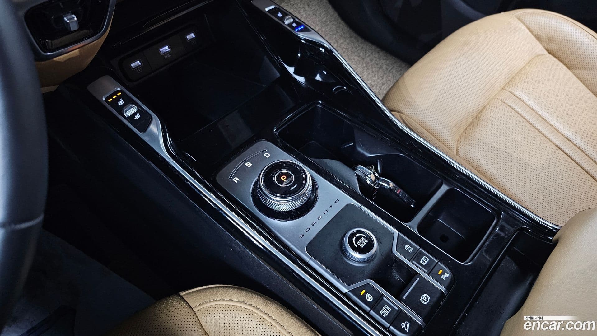 Main__Slider__Photo:Sorento Kia 2020.10-8