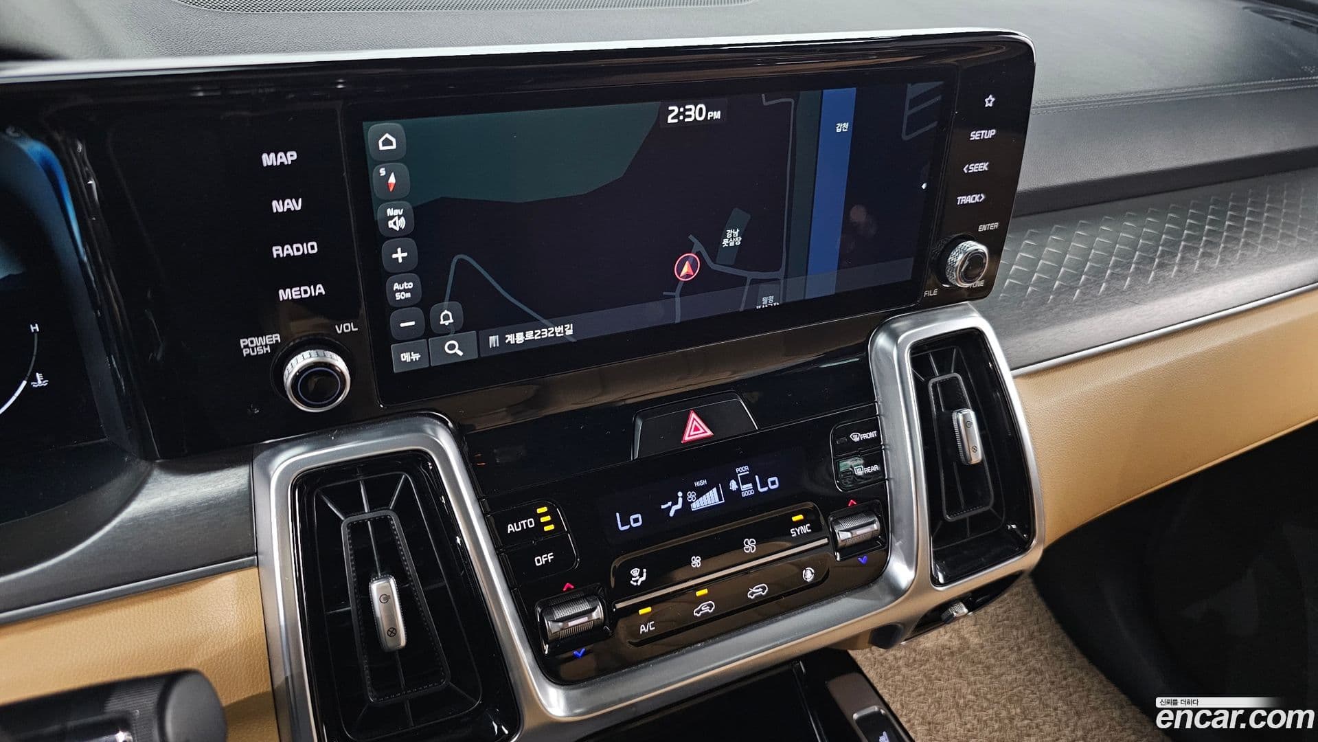 Main__Slider__Photo:Sorento Kia 2020.10-15