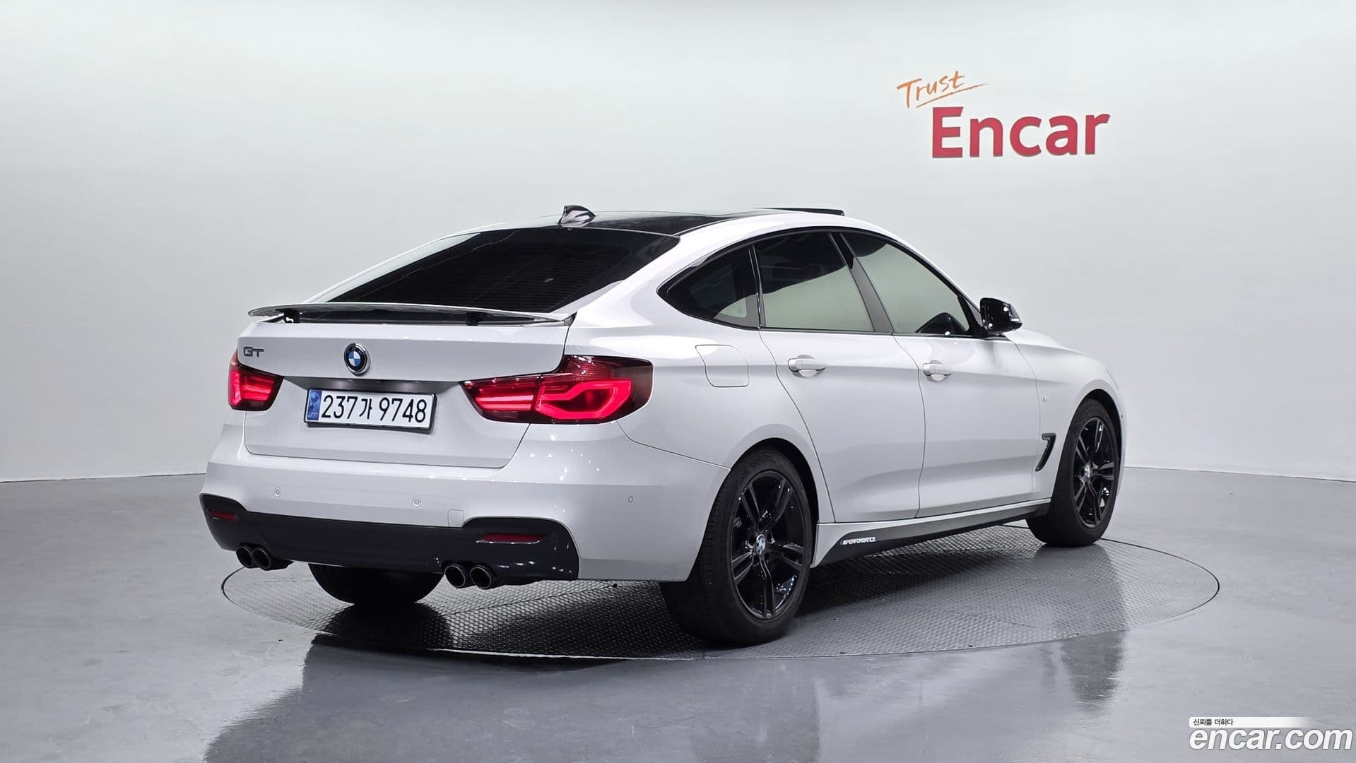 Main__Slider__Photo:Gran Turismo BMW 2020.8-1