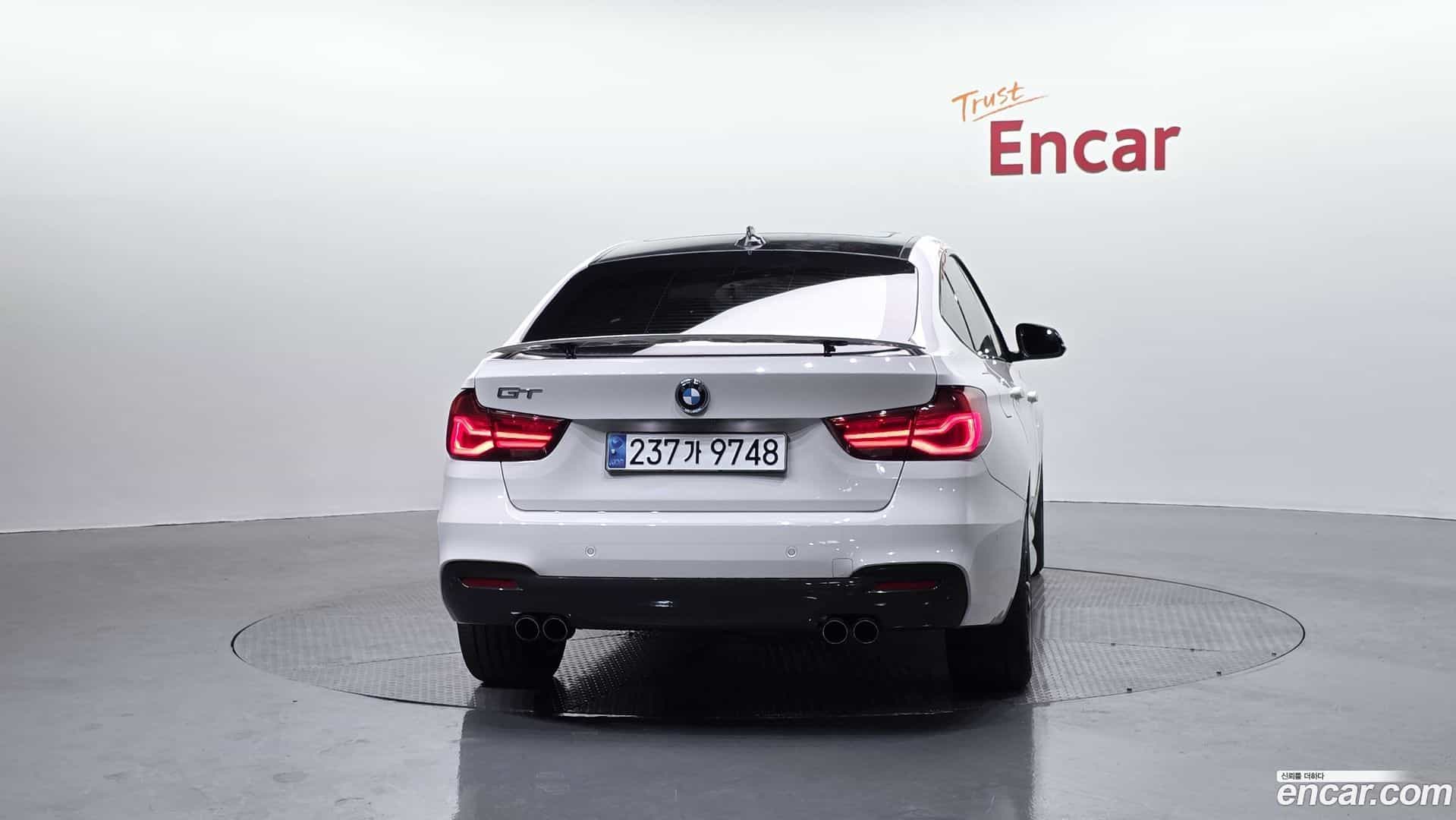 Gran Turismo BMW 2020.8-OUTER-004