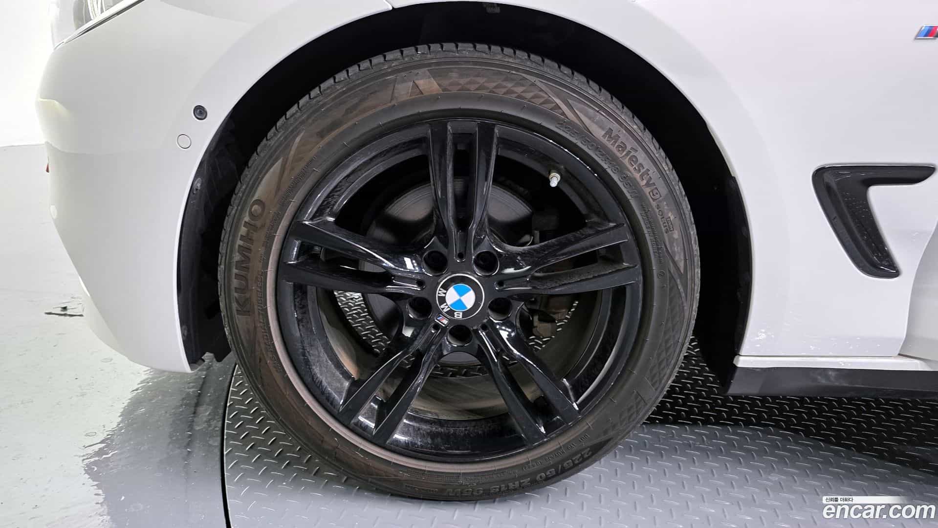 Gran Turismo BMW 2020.8-OUTER-005