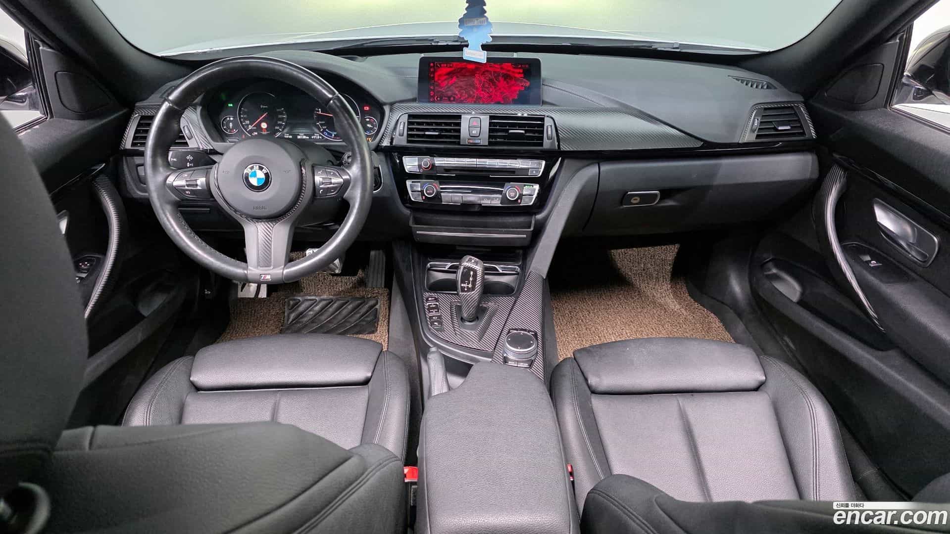 Gran Turismo BMW 2020.8-INNER-007