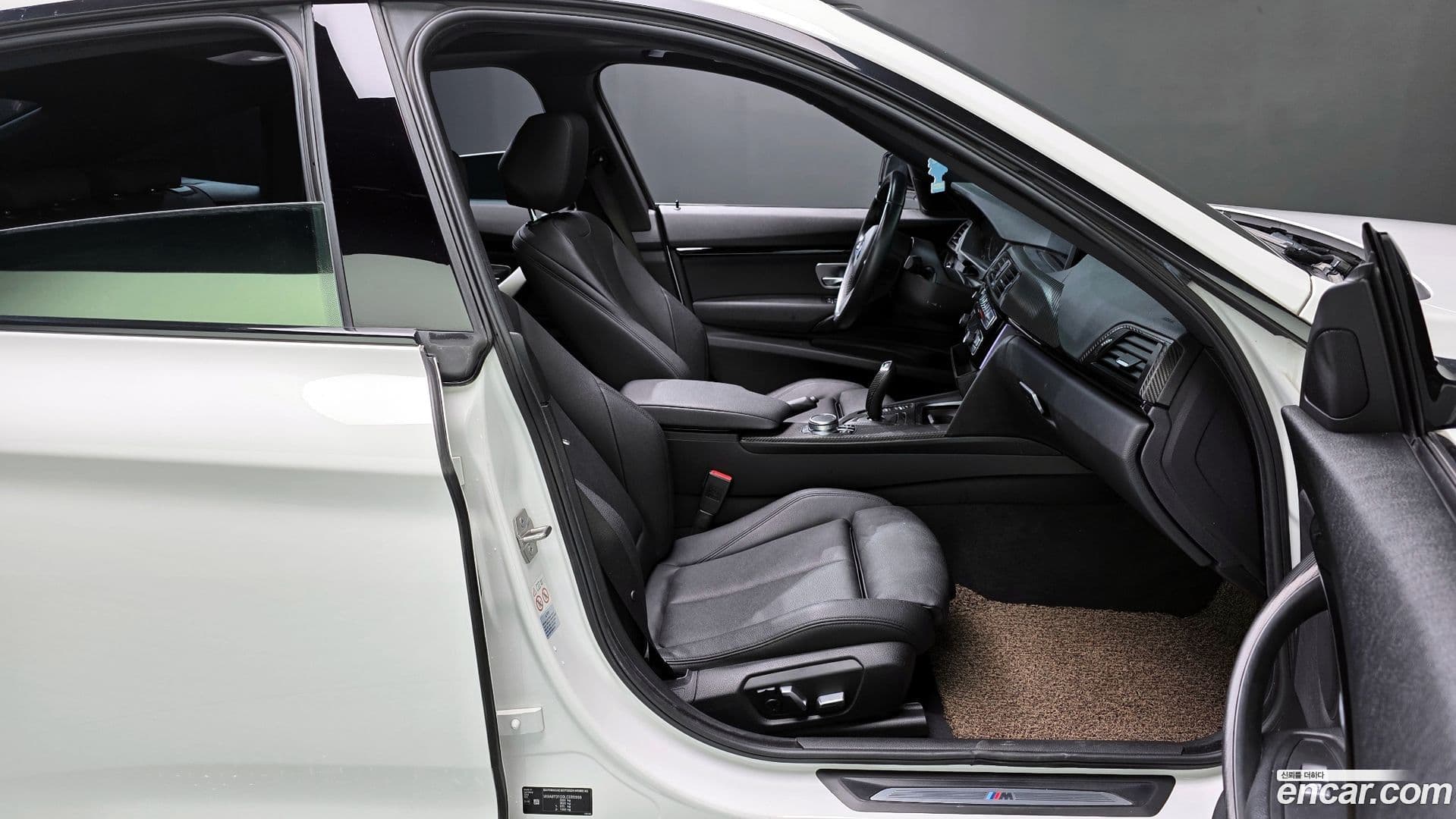 Main__Slider__Photo:Gran Turismo BMW 2020.8-9