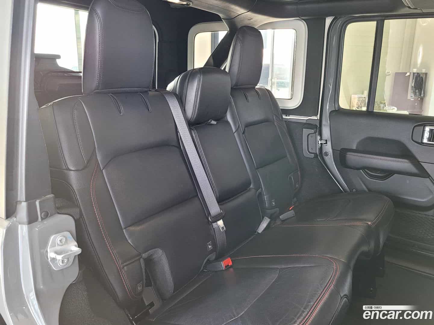 Wrangler Jeep 2023.8-OPTION-023