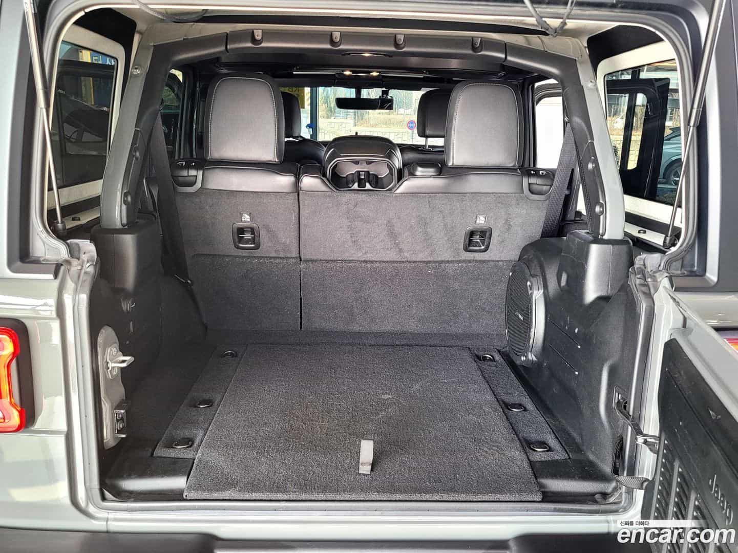 Wrangler Jeep 2023.8-OPTION-024