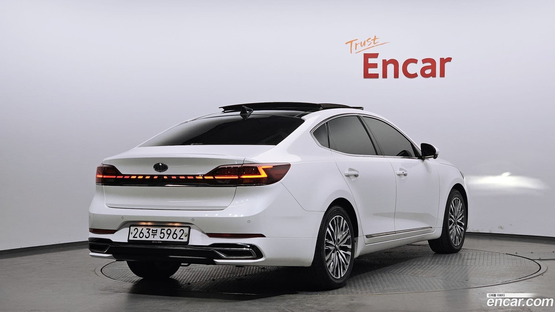 Main__Slider__Photo:K7 Kia 2020.3-1