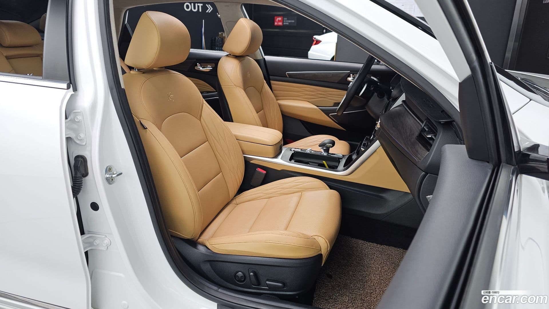 Main__Slider__Photo:K7 Kia 2020.3-9