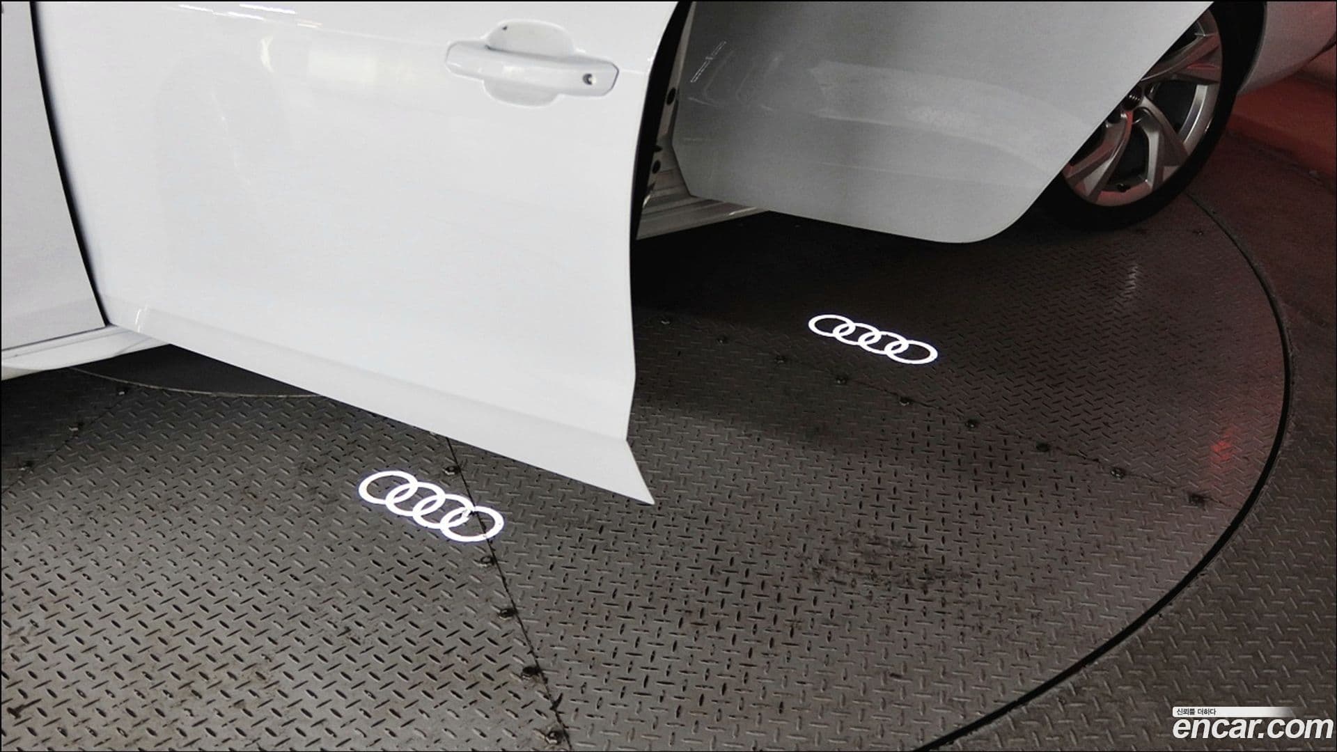 Main__Slider__Photo:A4 Audi 2020.10-8