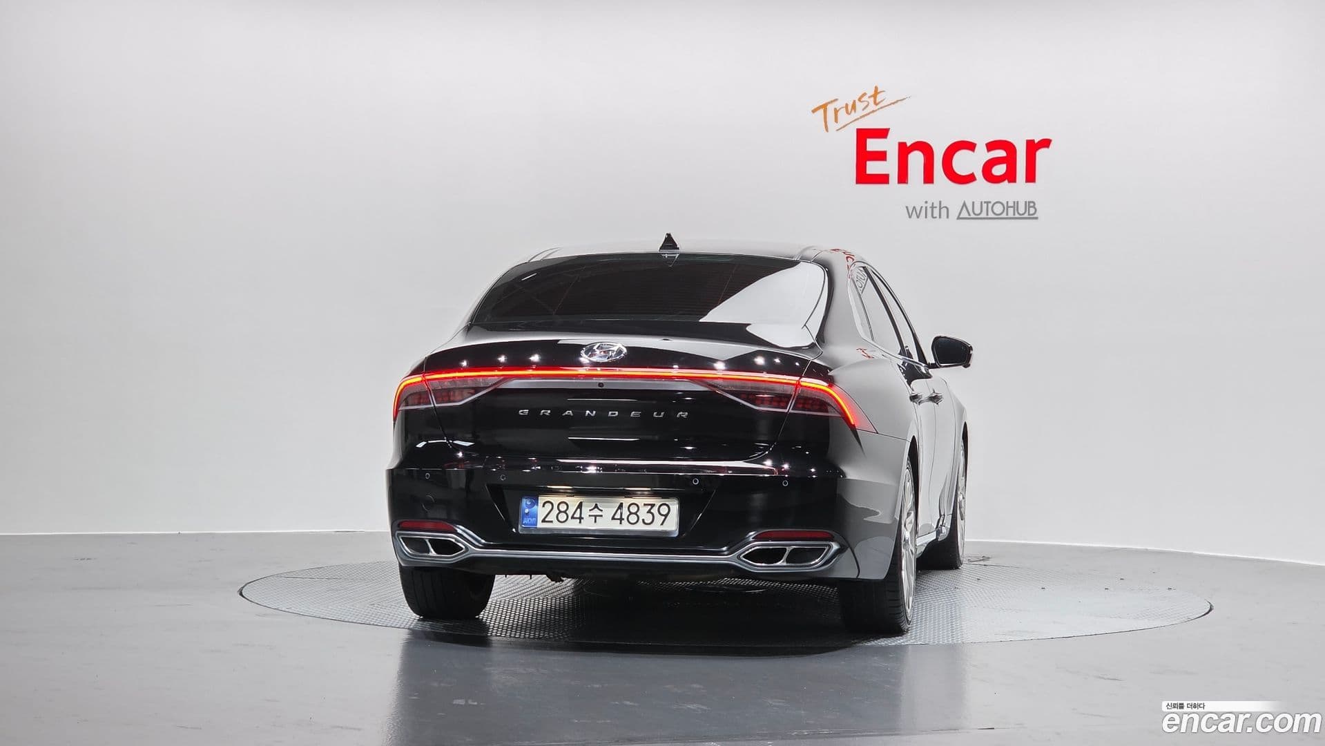 Main__Slider__Photo:Grandeur Hyundai 2020.6-3