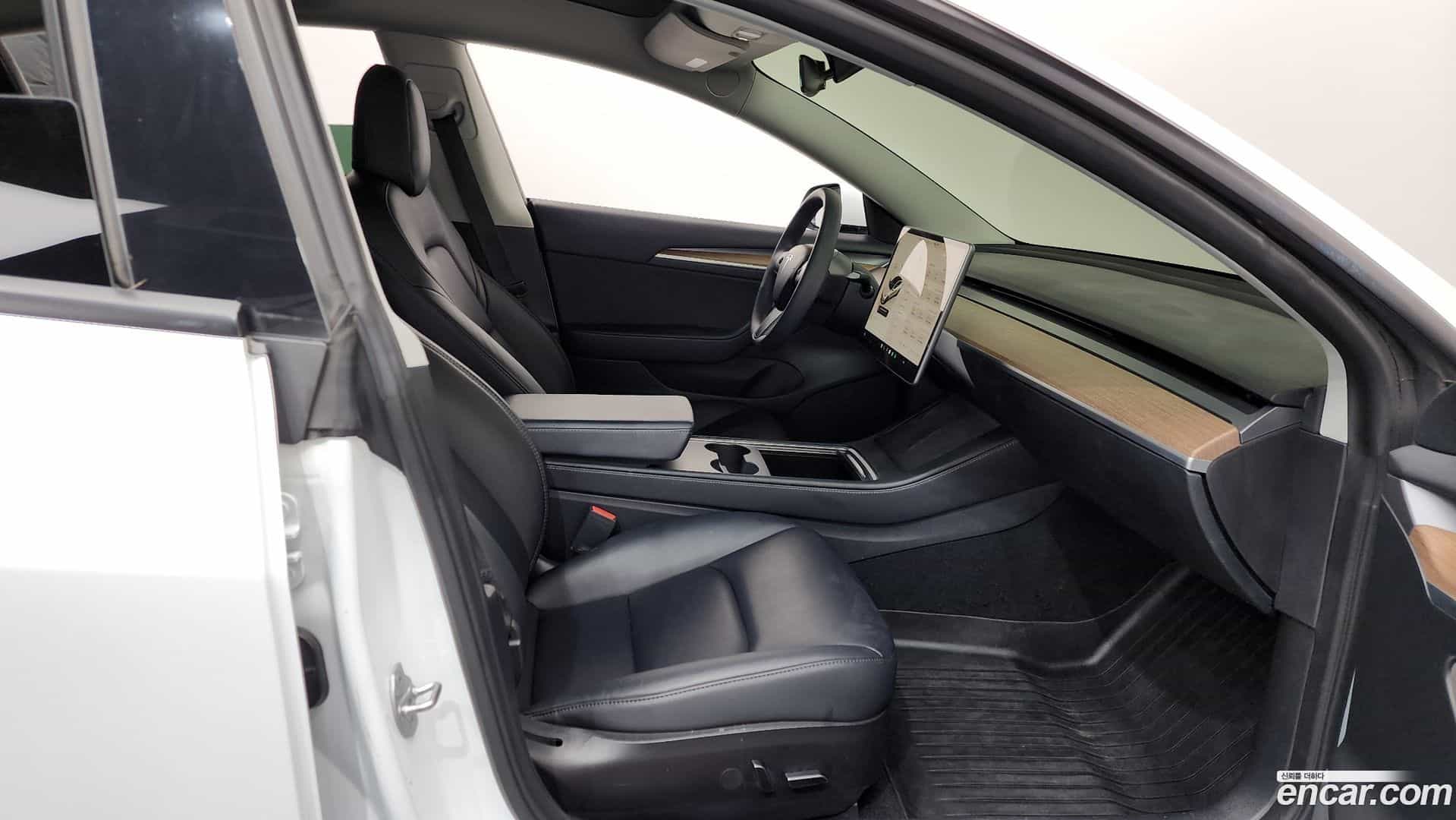 Model 3 Tesla 2022.8-OPTION-015