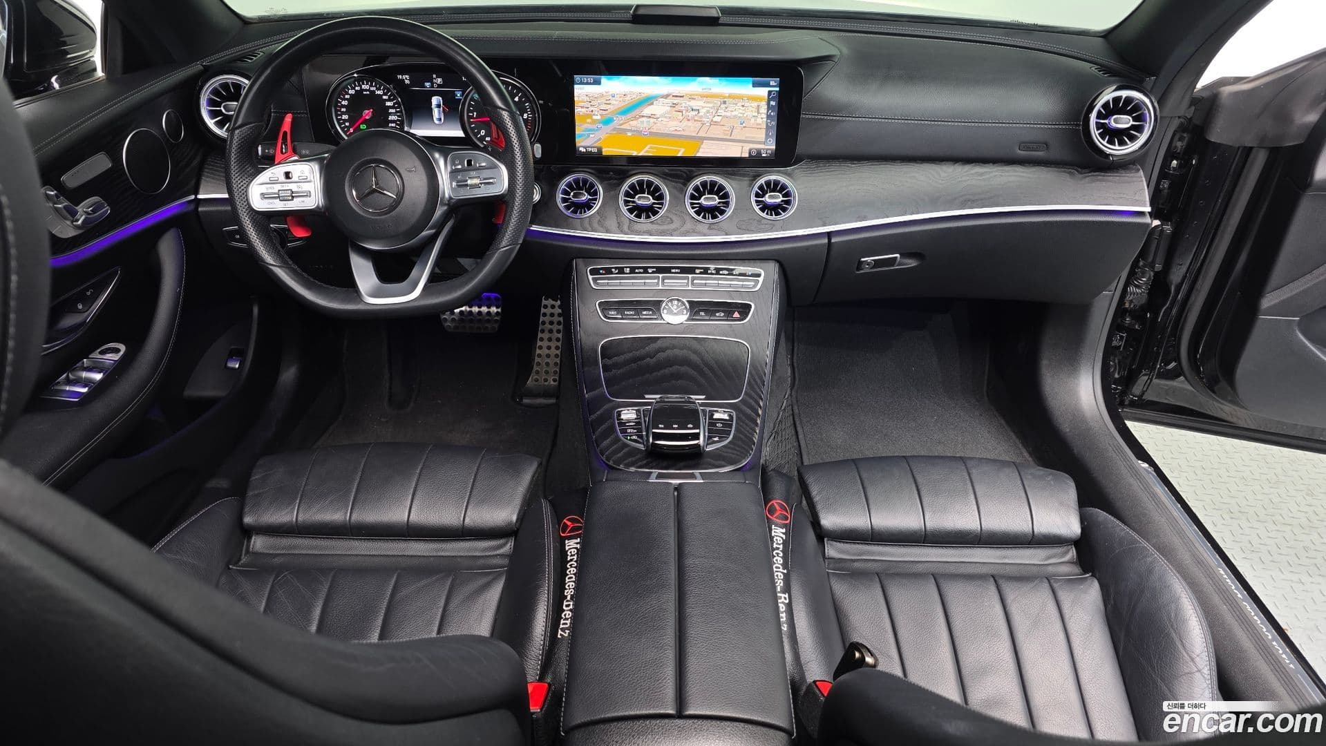 Main__Slider__Photo:E-Class Mercedes-Benz 2019.3-6