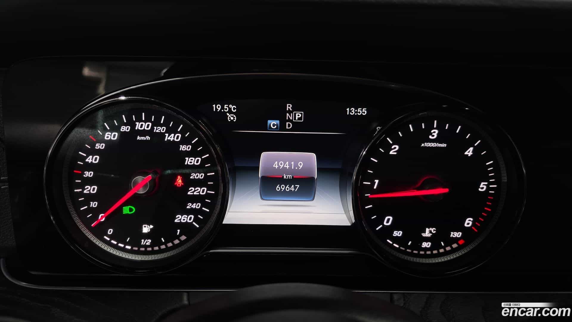 E-Class Mercedes-Benz 2019.3-INNER-008