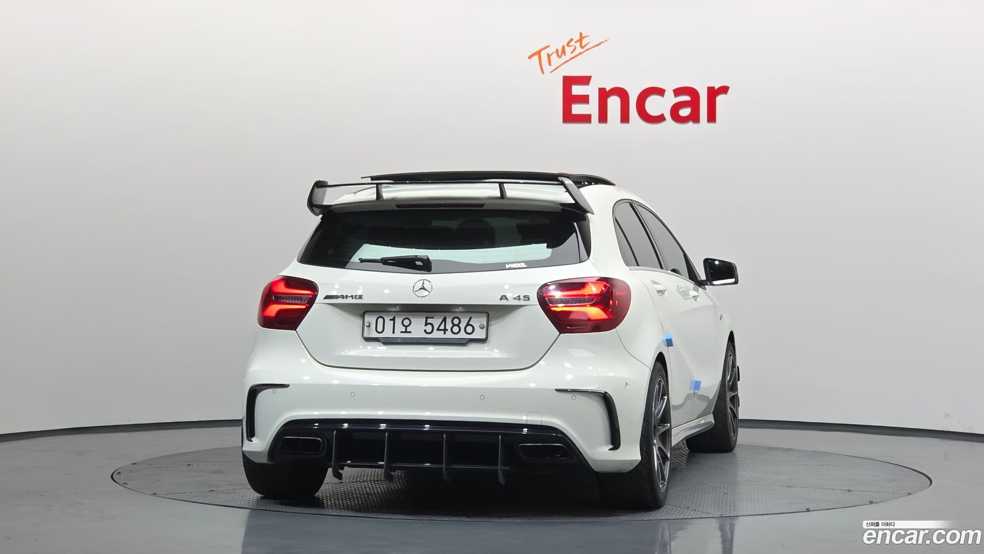 Main__Slider__Photo:A-Class Mercedes-Benz 2017.11-3