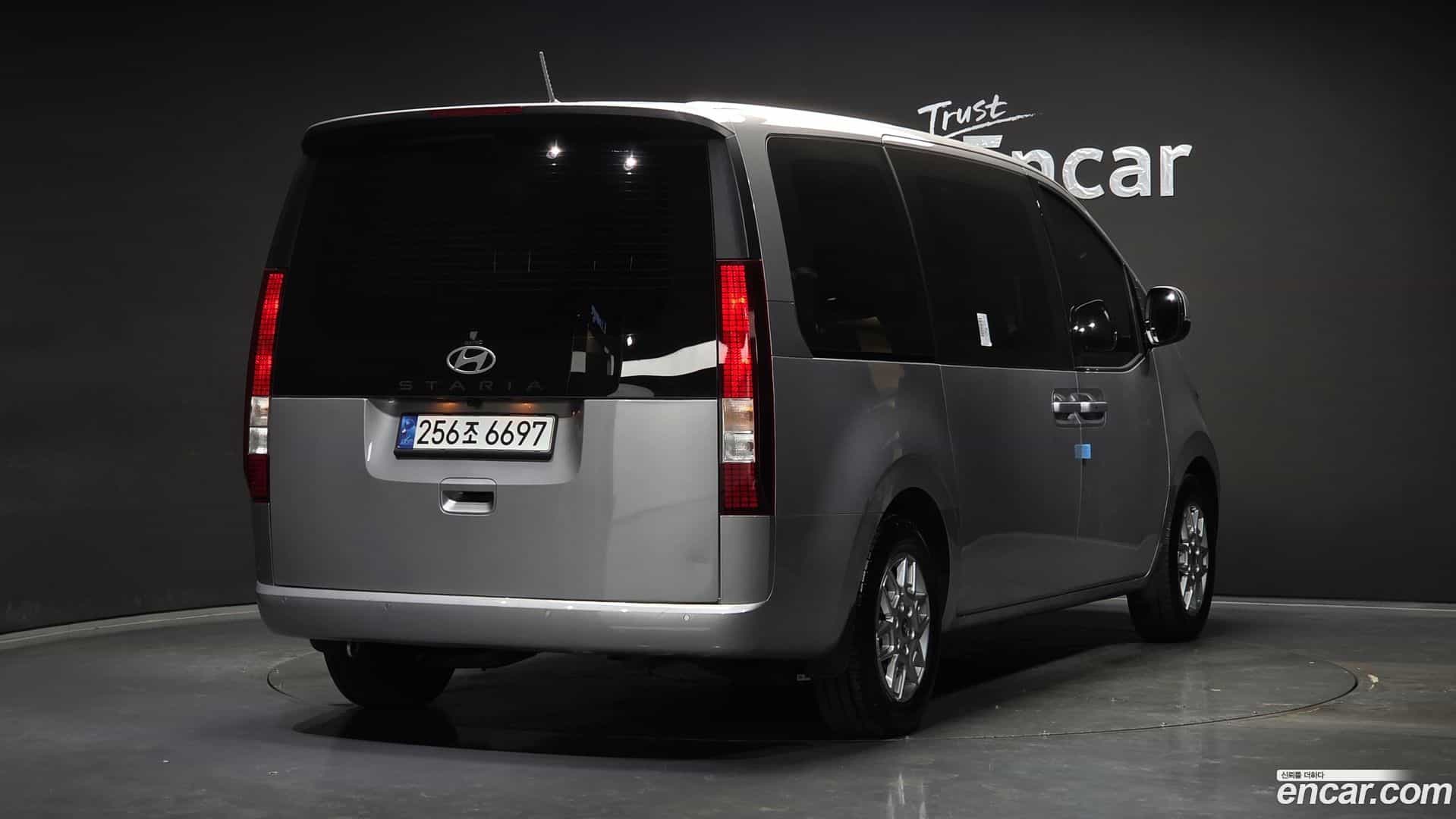 Staria Hyundai 2024.11-OUTER-002