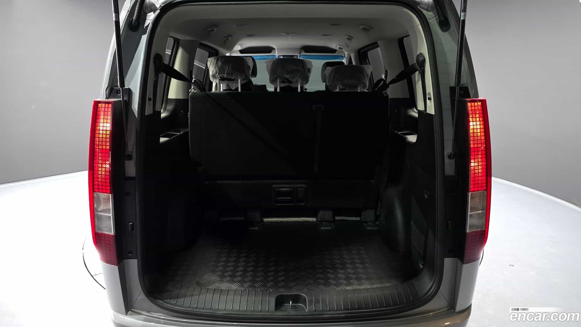 Staria Hyundai 2024.11-OPTION-024