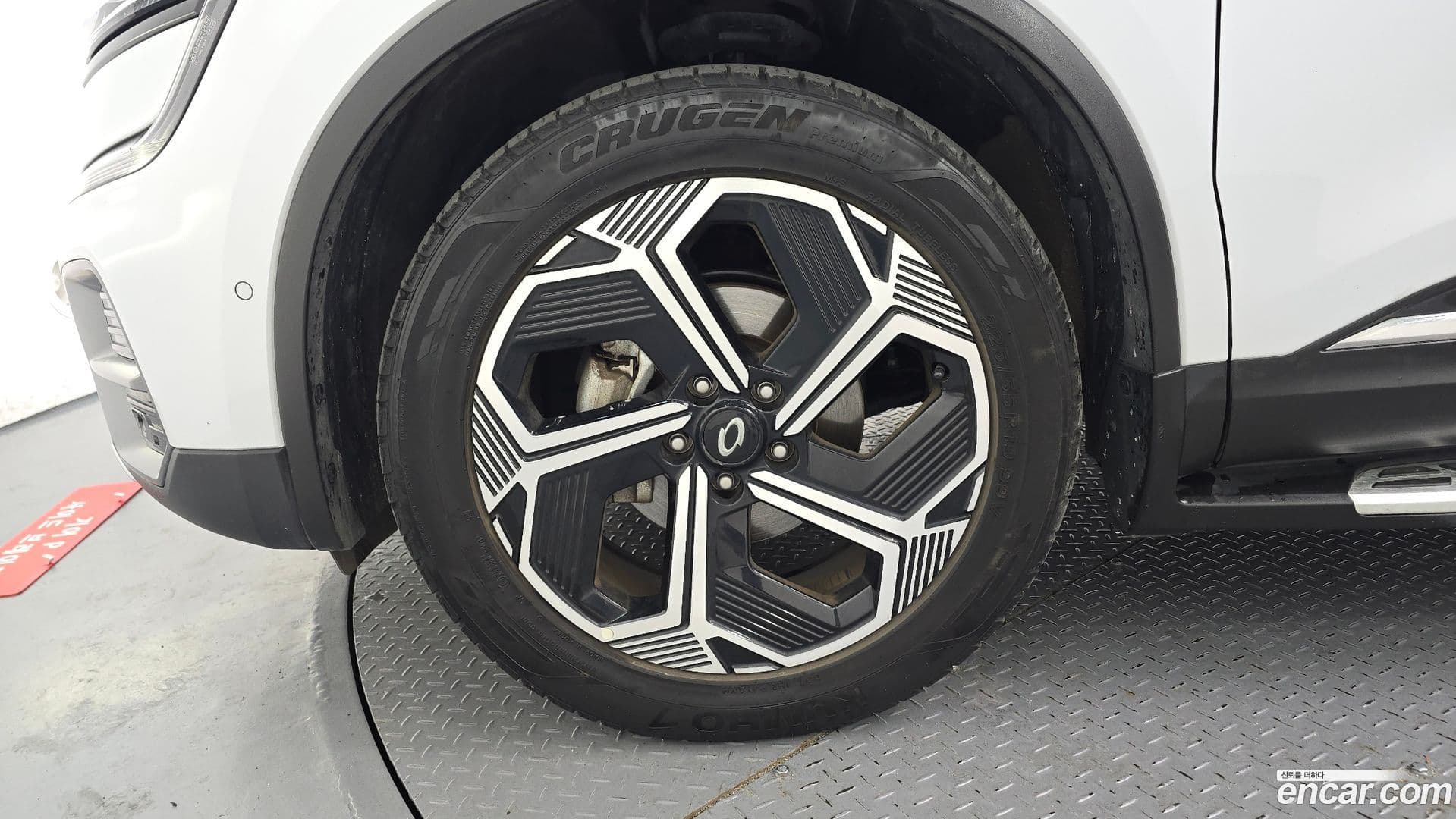 Main__Slider__Photo:QM6 Renault-KoreaSamsung 2023.8-4