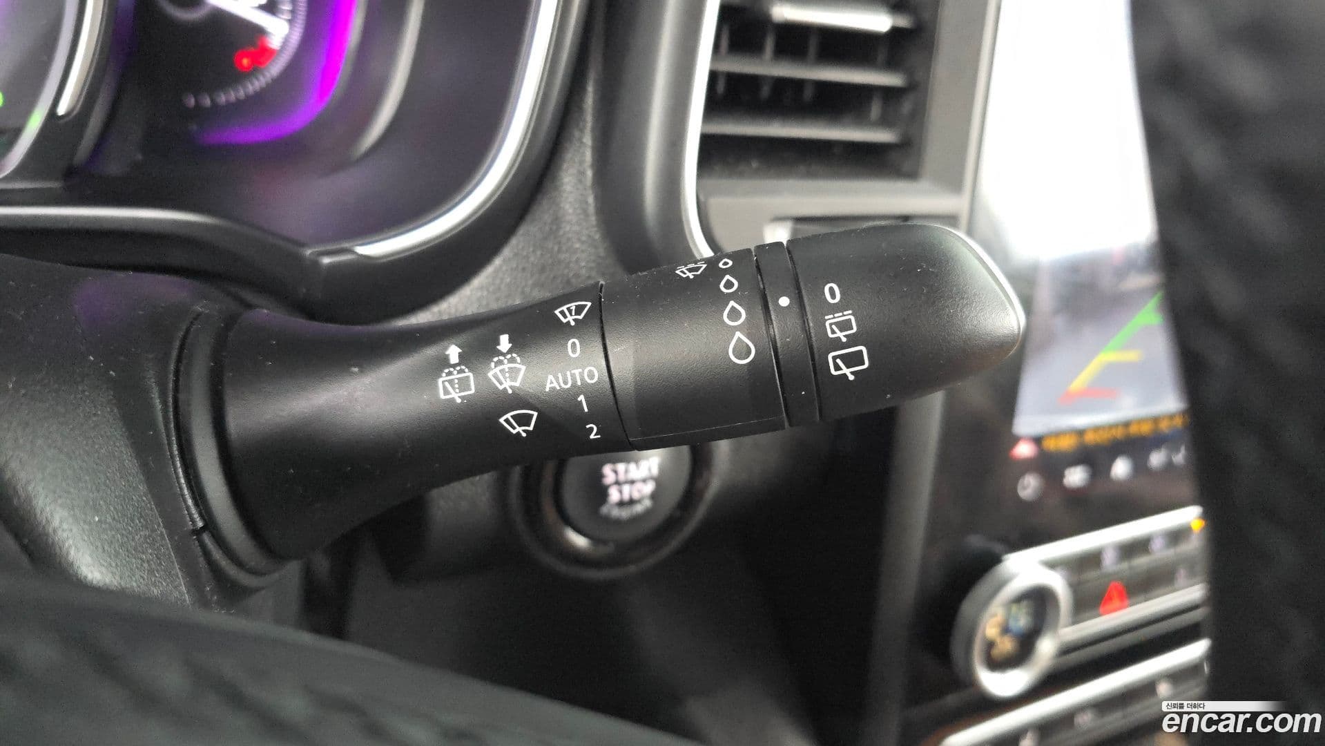 Main__Slider__Photo:QM6 Renault-KoreaSamsung 2023.8-17