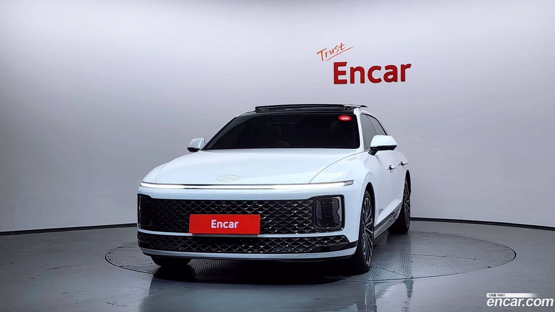 Main__Slider__Photo:Grandeur Hyundai 2024.10-2