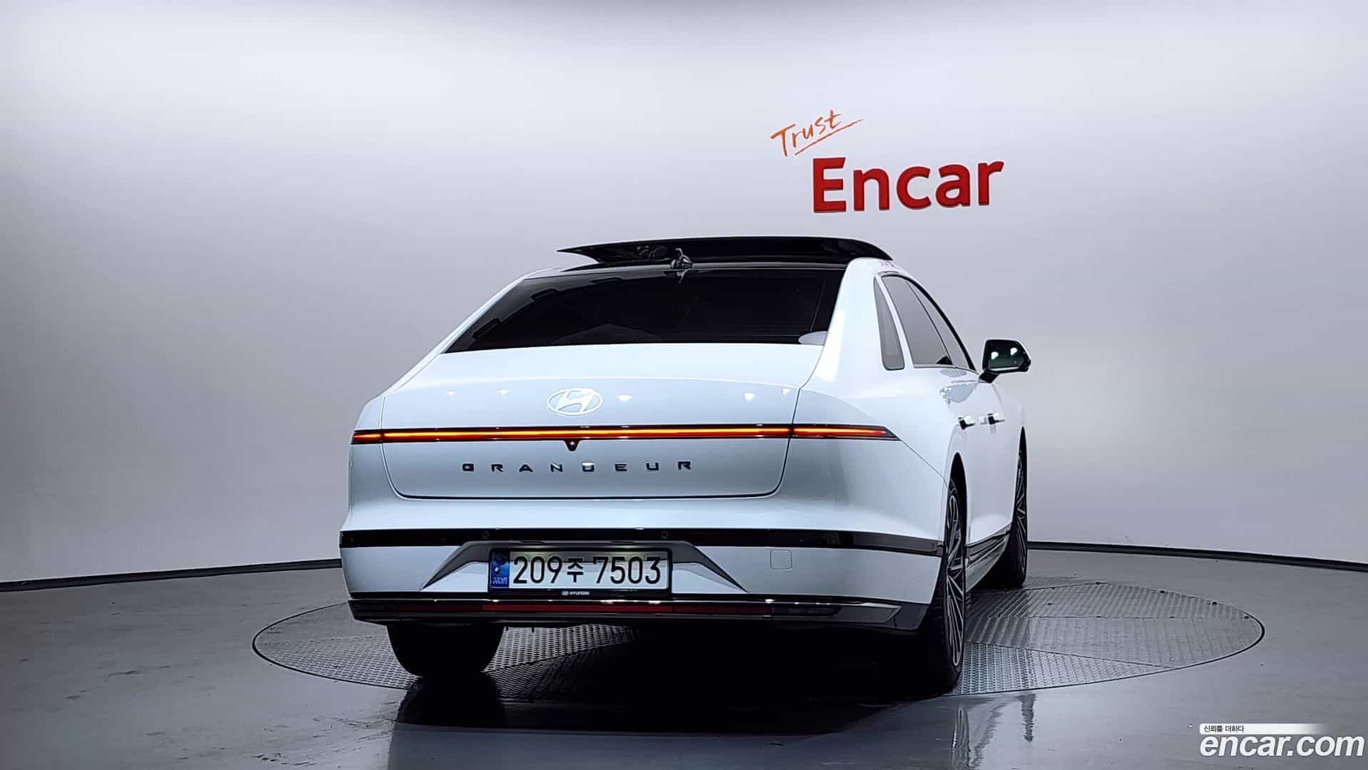 Grandeur Hyundai 2024.10-OUTER-004