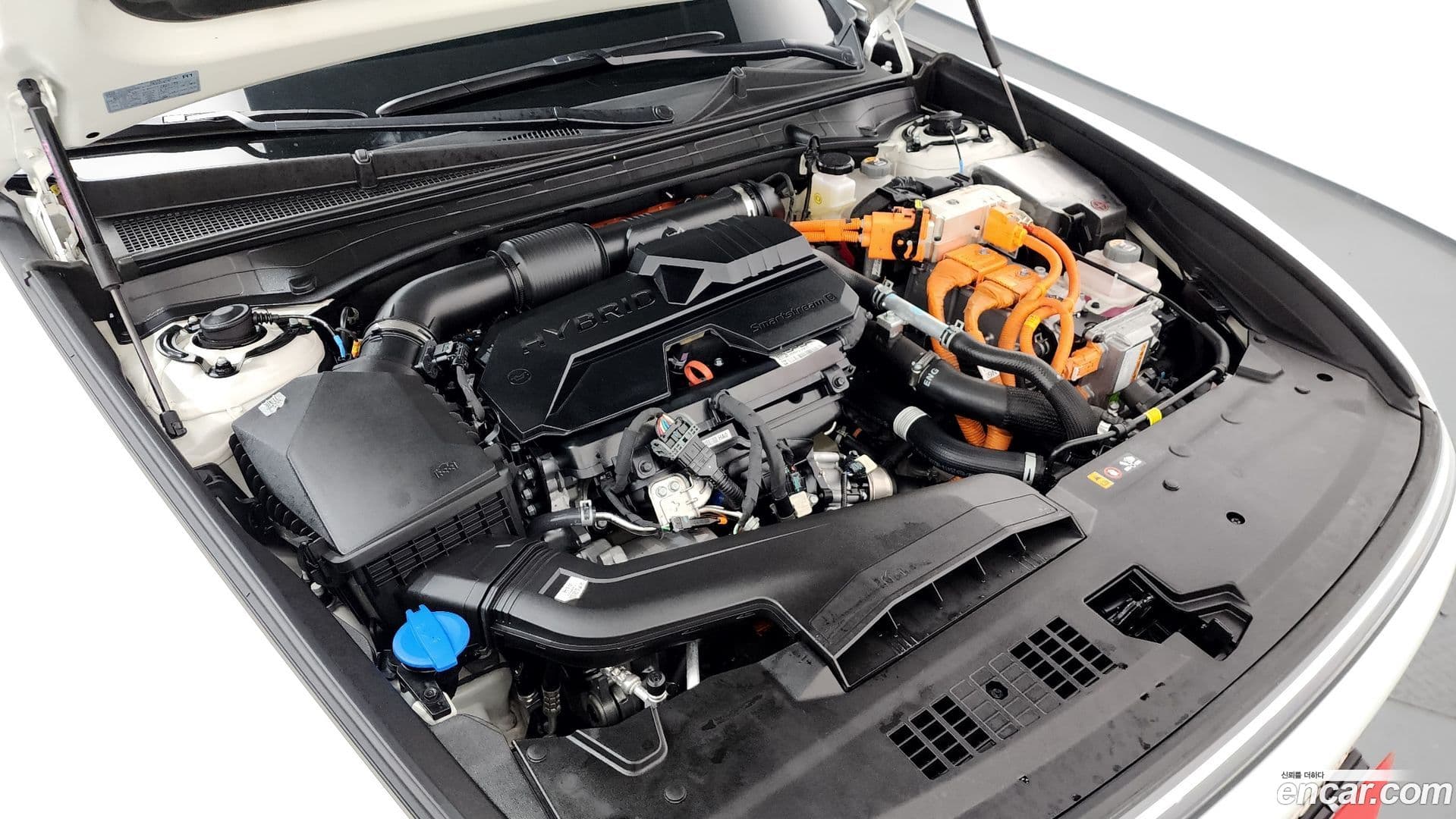 Main__Slider__Photo:Grandeur Hyundai 2024.10-5