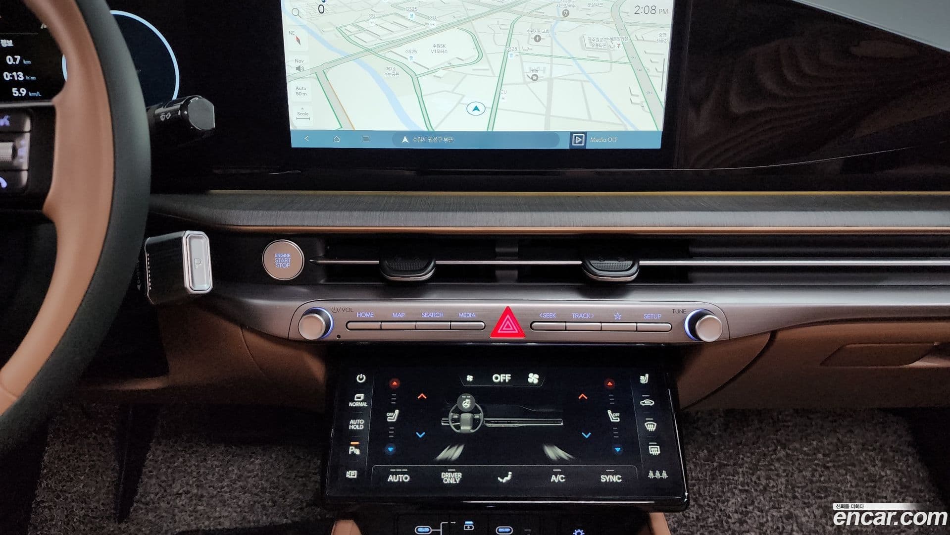 Main__Slider__Photo:Grandeur Hyundai 2024.10-13